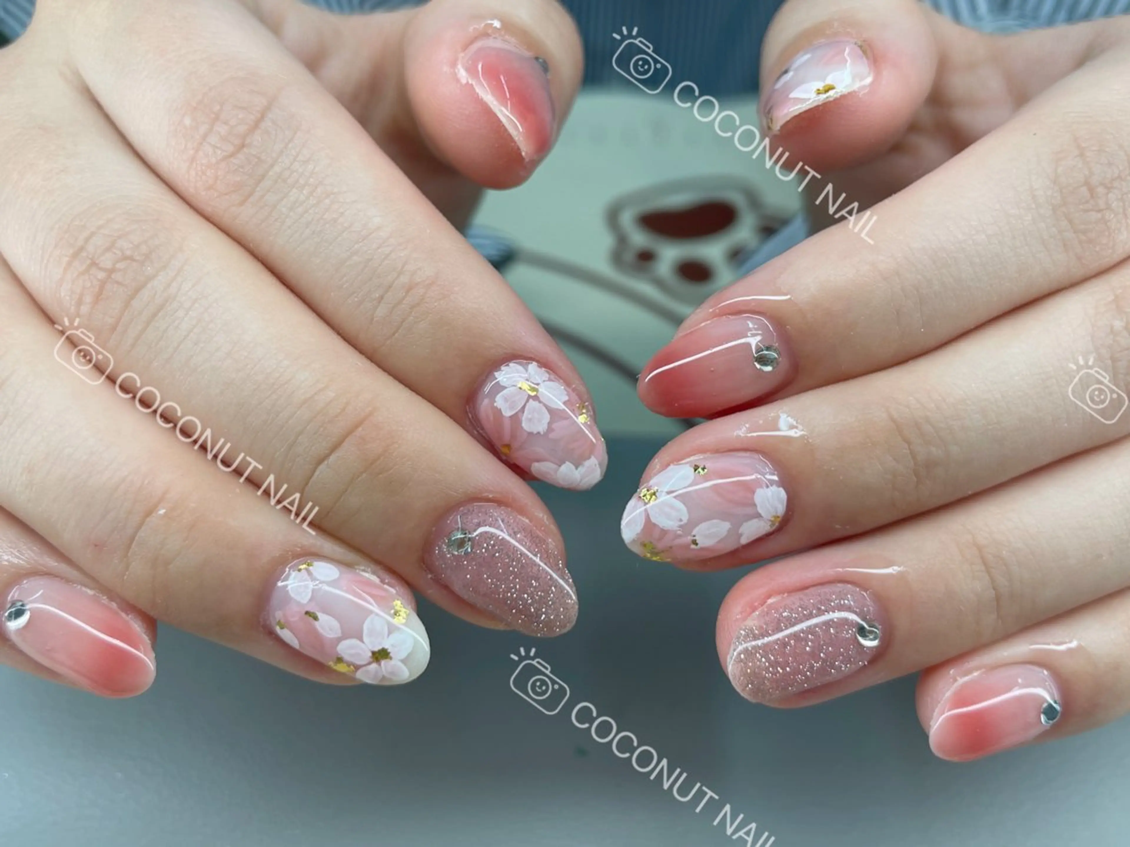 ネイル ハンドネイル 神田 ココナッツのネイルデザイン