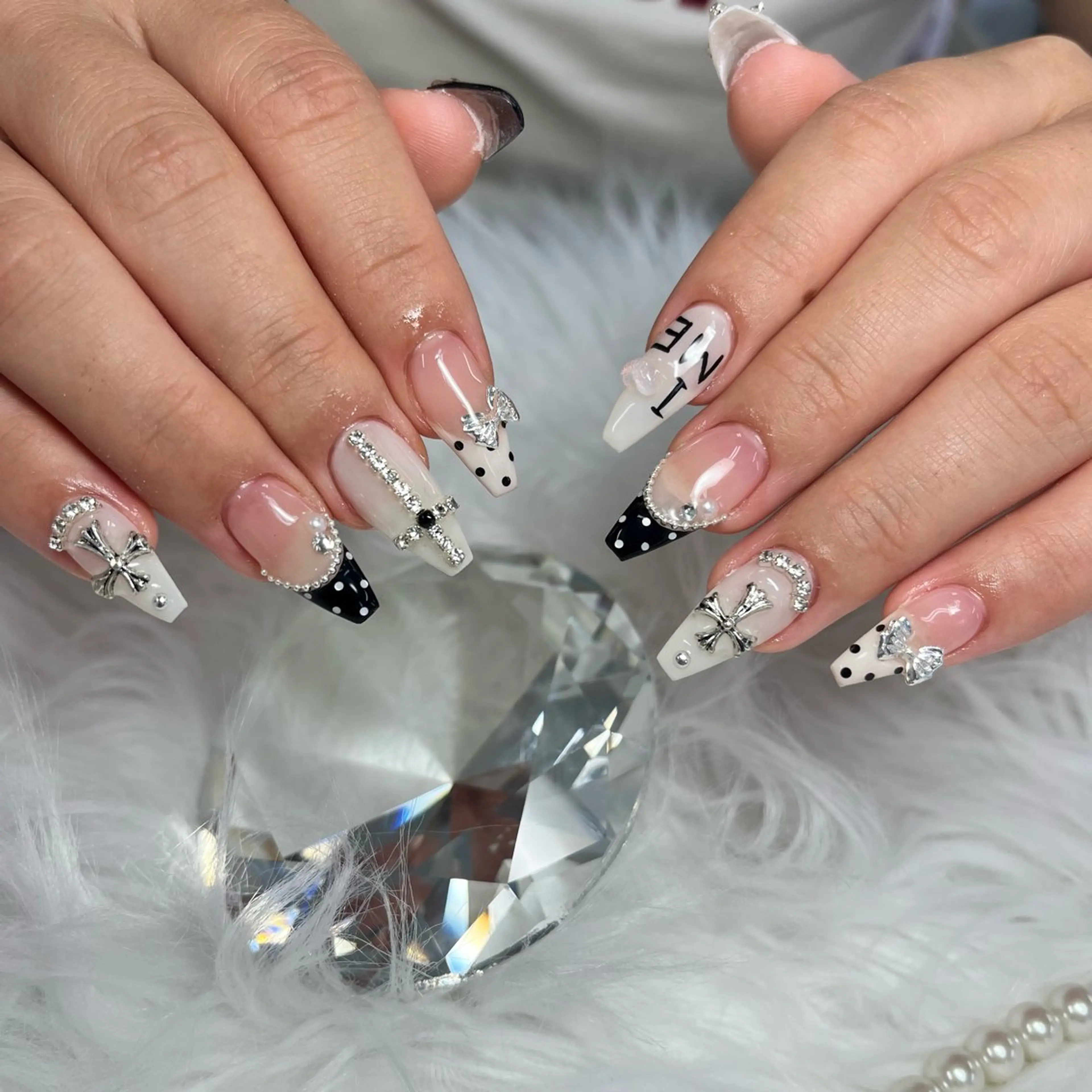 ネイル ハンドネイル Ema nail 枚方店所属・EmaNail枚方店 AYANO🎀💞のネイルデザイン