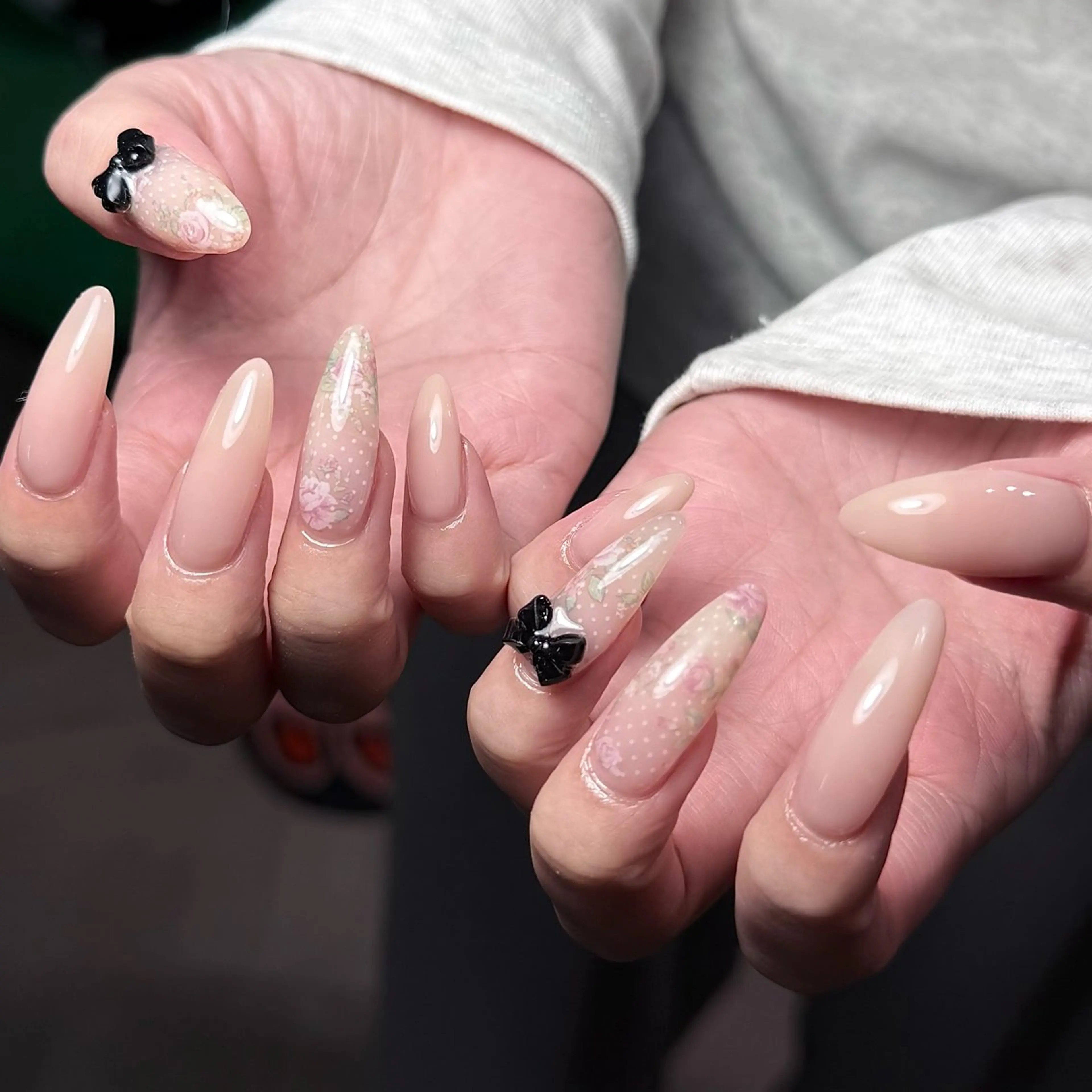 ネイル solu nail所属・碇 千波のネイルデザイン