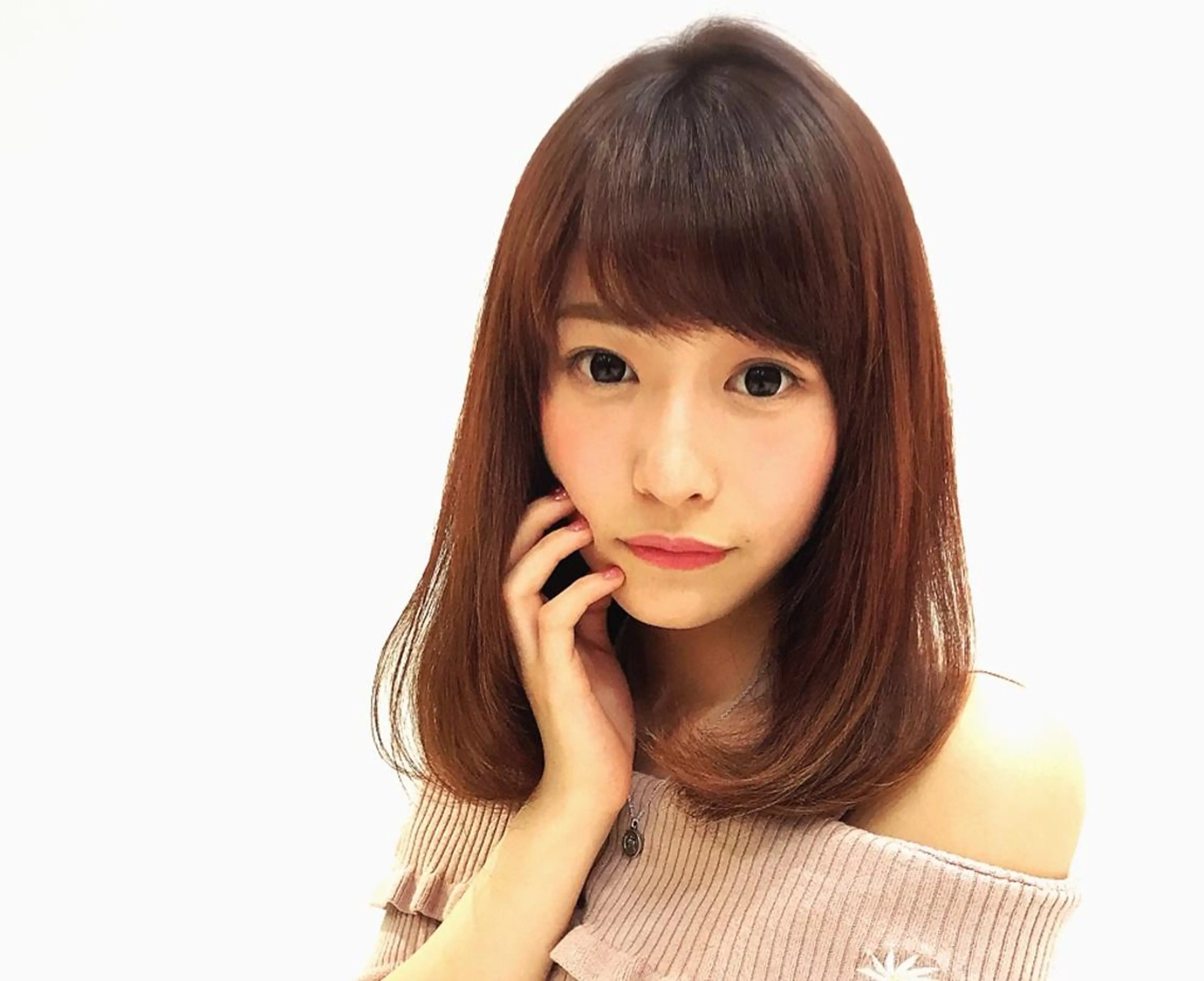 セミロング カラー YOCCHI ヘアデザイナーのヘアスタイル
