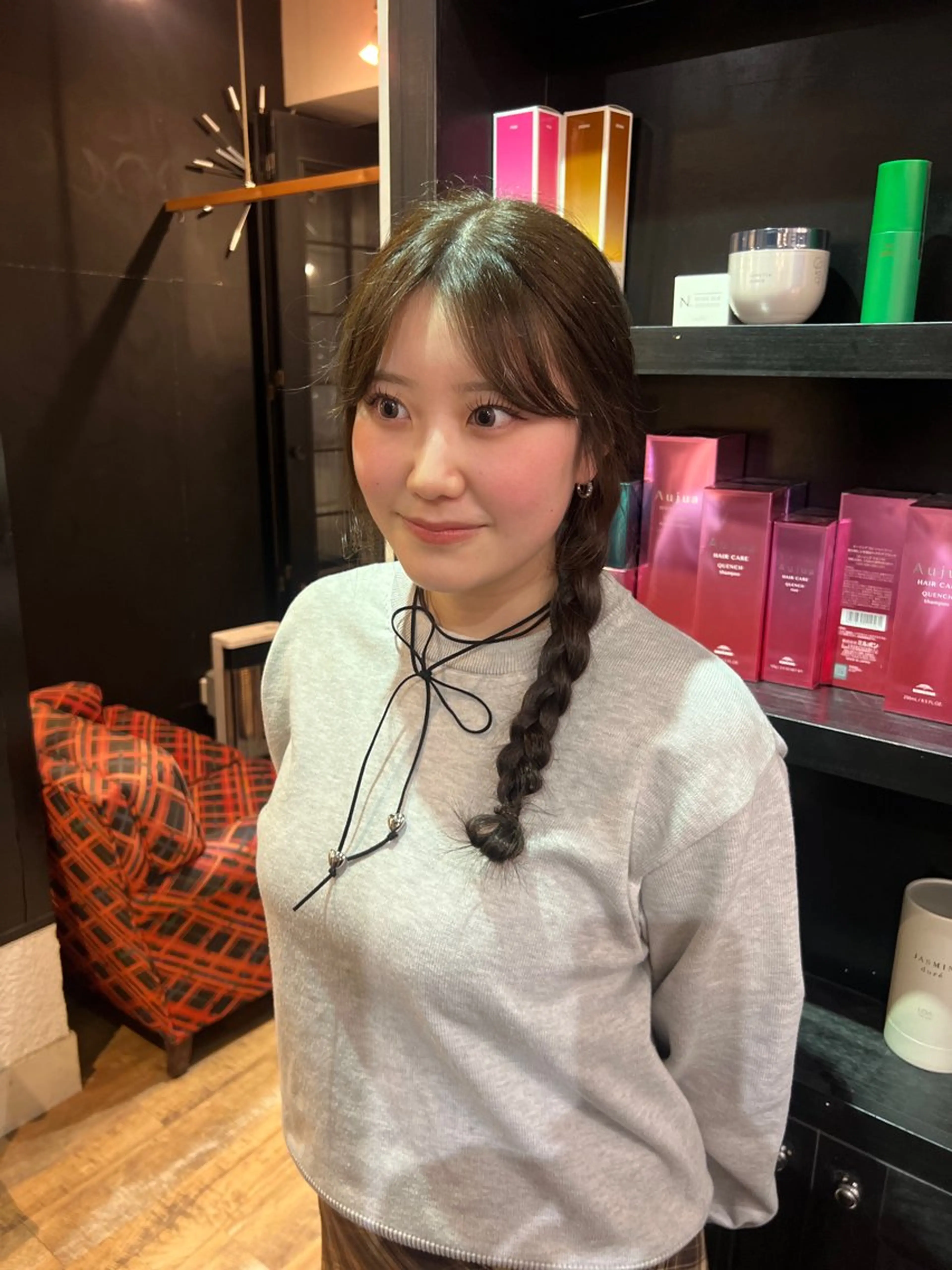 セミロング 魚谷 綾渚のヘアスタイル