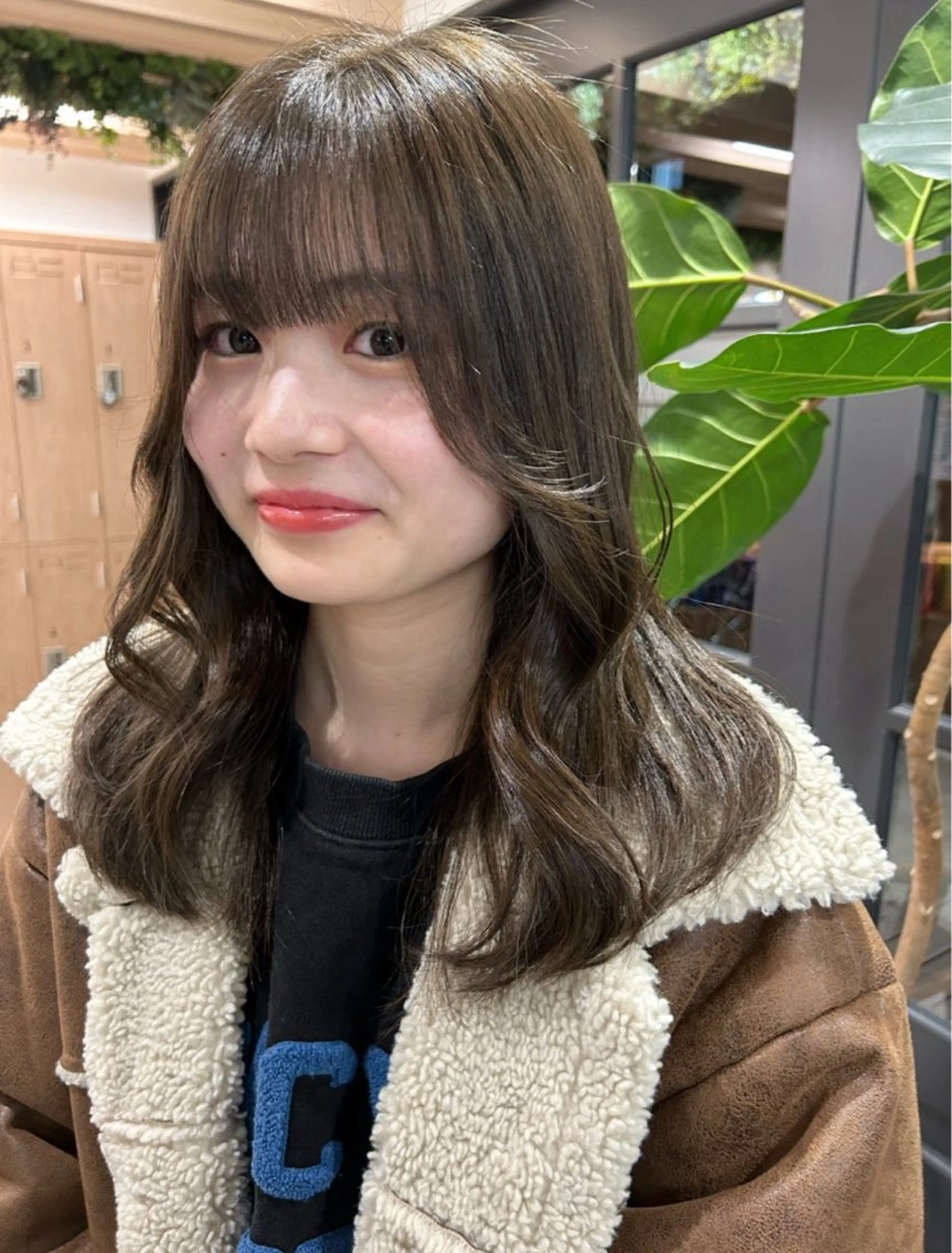 ミディアム カラー ヘアカラー トリートメント Koharu🍓/ 透明感/ツヤ髪のヘアスタイル