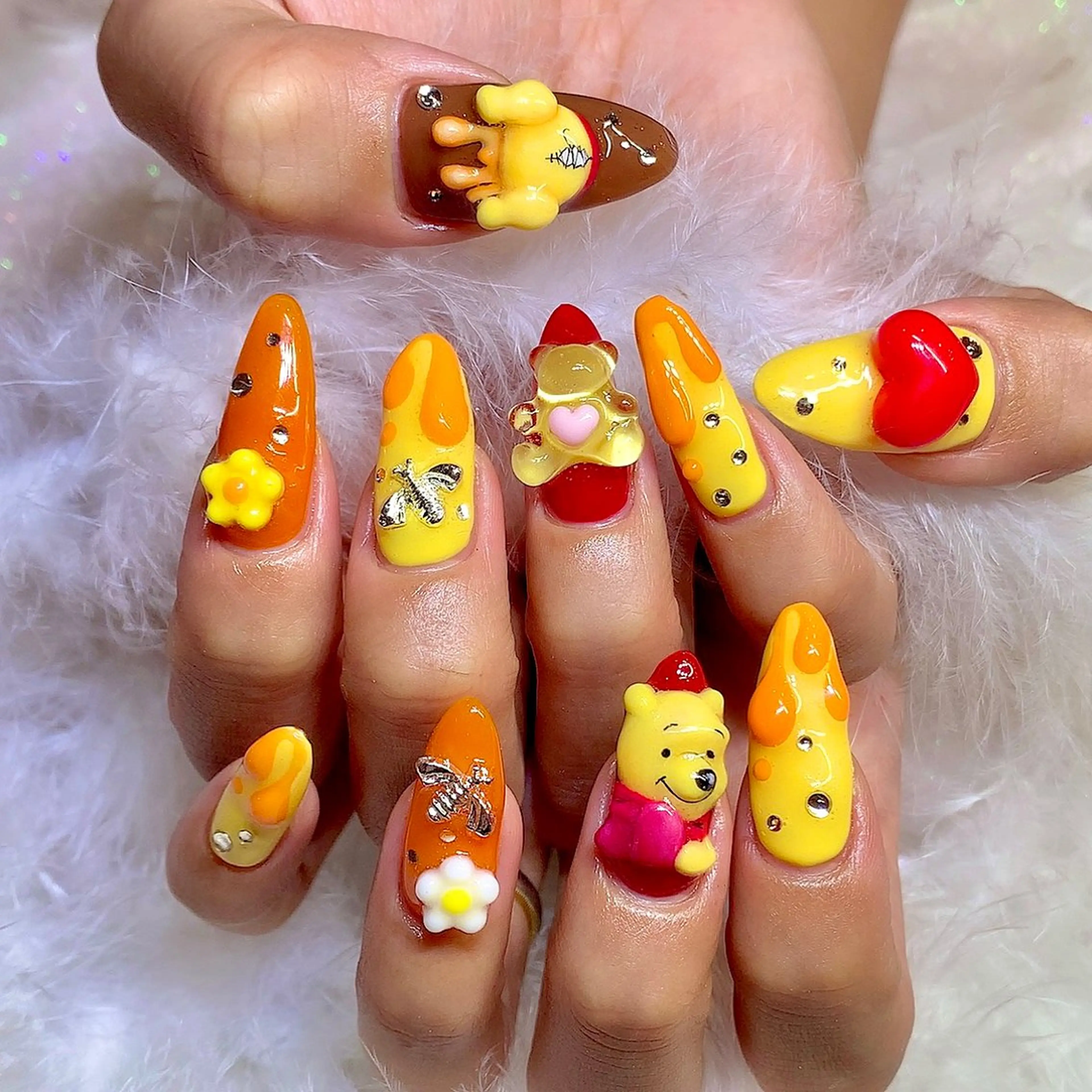 ネイル キラキラネイル 韓国ネイル ロングネイル 持ち込み ストーンネイル シェアサロンLei.g(レイジー)所属・3Dアートネイル💗 都築レナのネイルデザイン