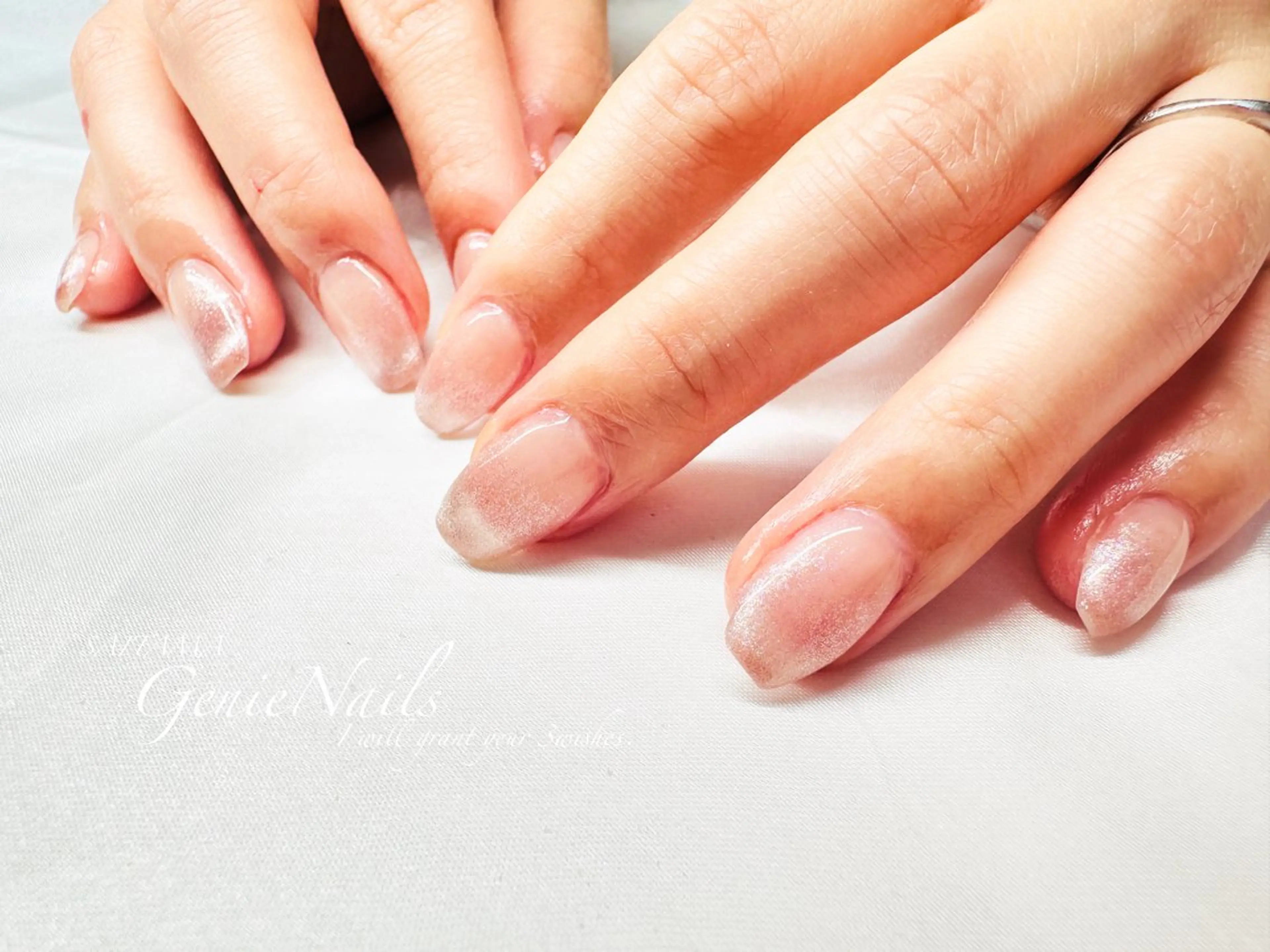 メンズ ネイル アートネイル 長さ出し グラデーション 氷ネイル・うるうるネイル ロングネイル Genie Nailsのネイルデザイン