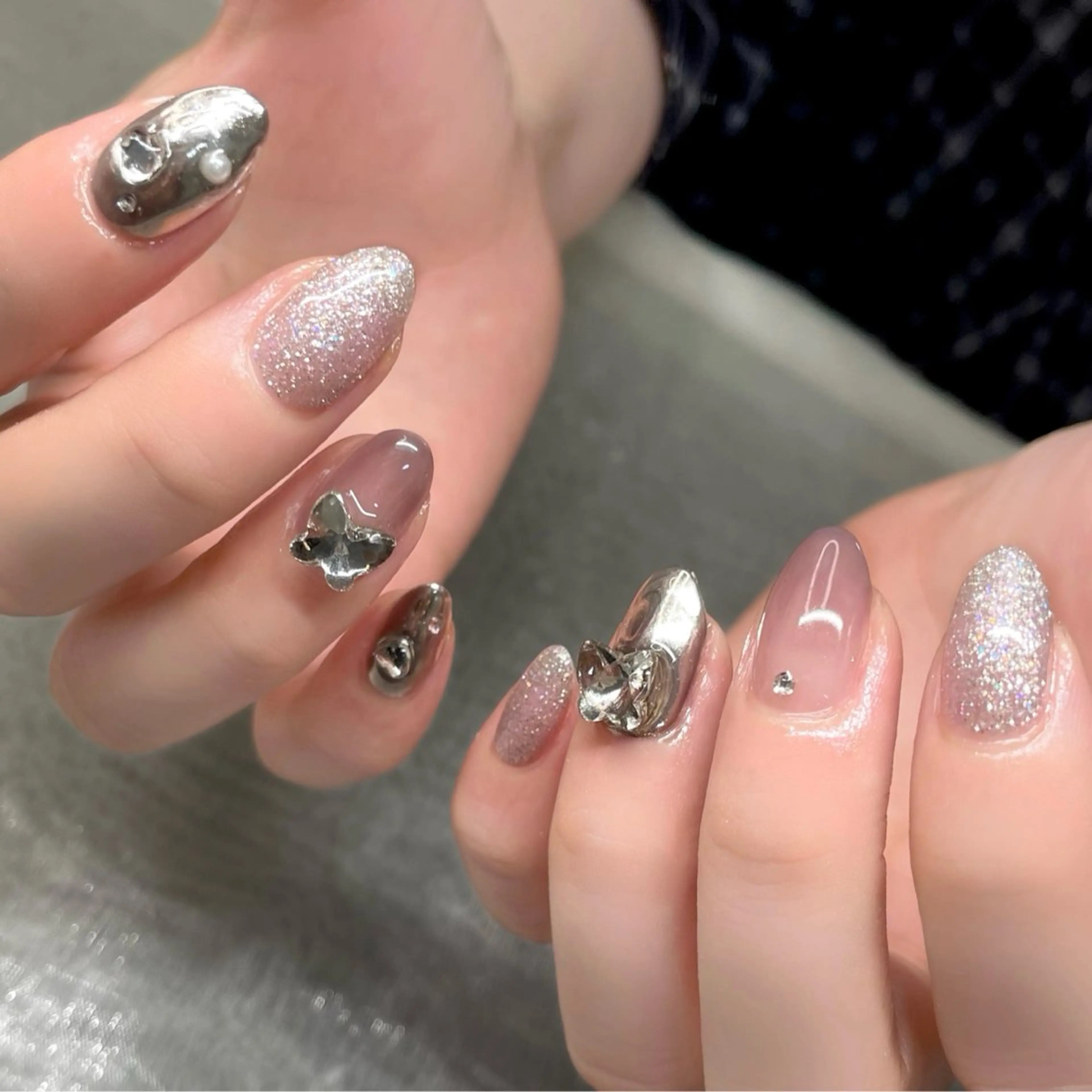 ネイル ストーンネイル ハンドネイル Nailist SUZU所属・Nailist suzuのネイルデザイン