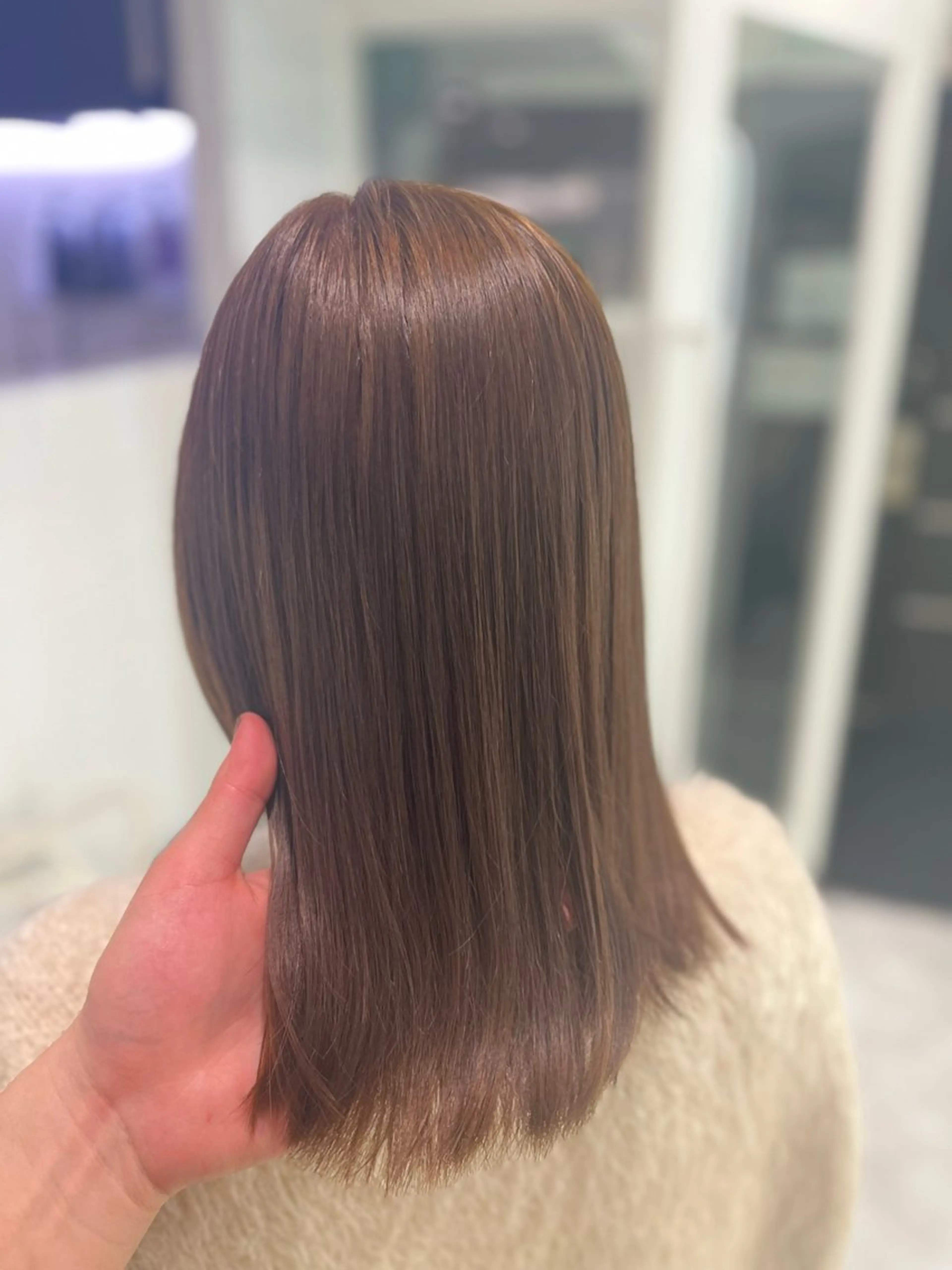 ロング カラー ハイトーンカラー 🦄レイヤーカットのヘアスタイル