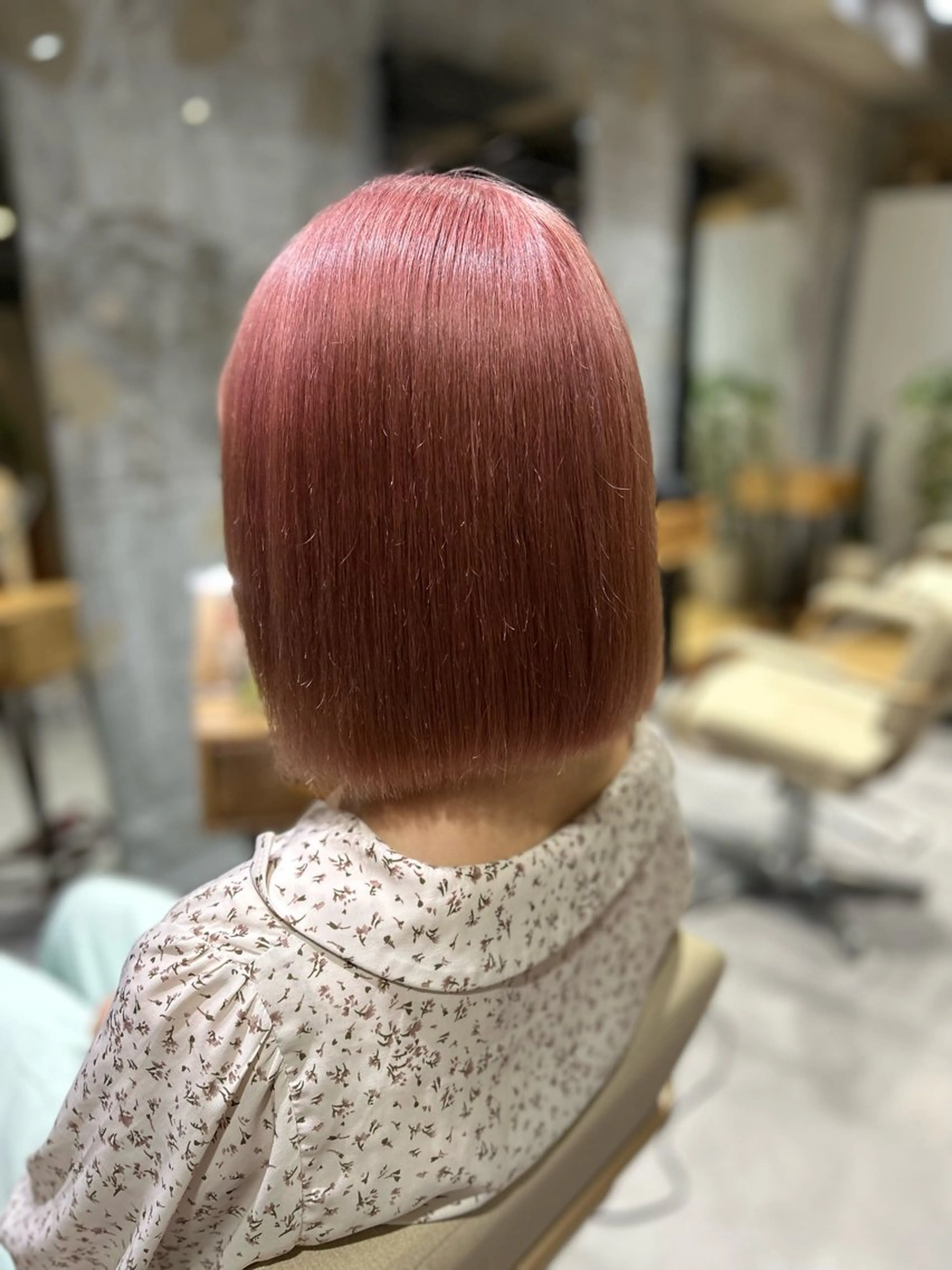 ショート カラー ヘアカラー かわにし ひなた🐰のヘアスタイル