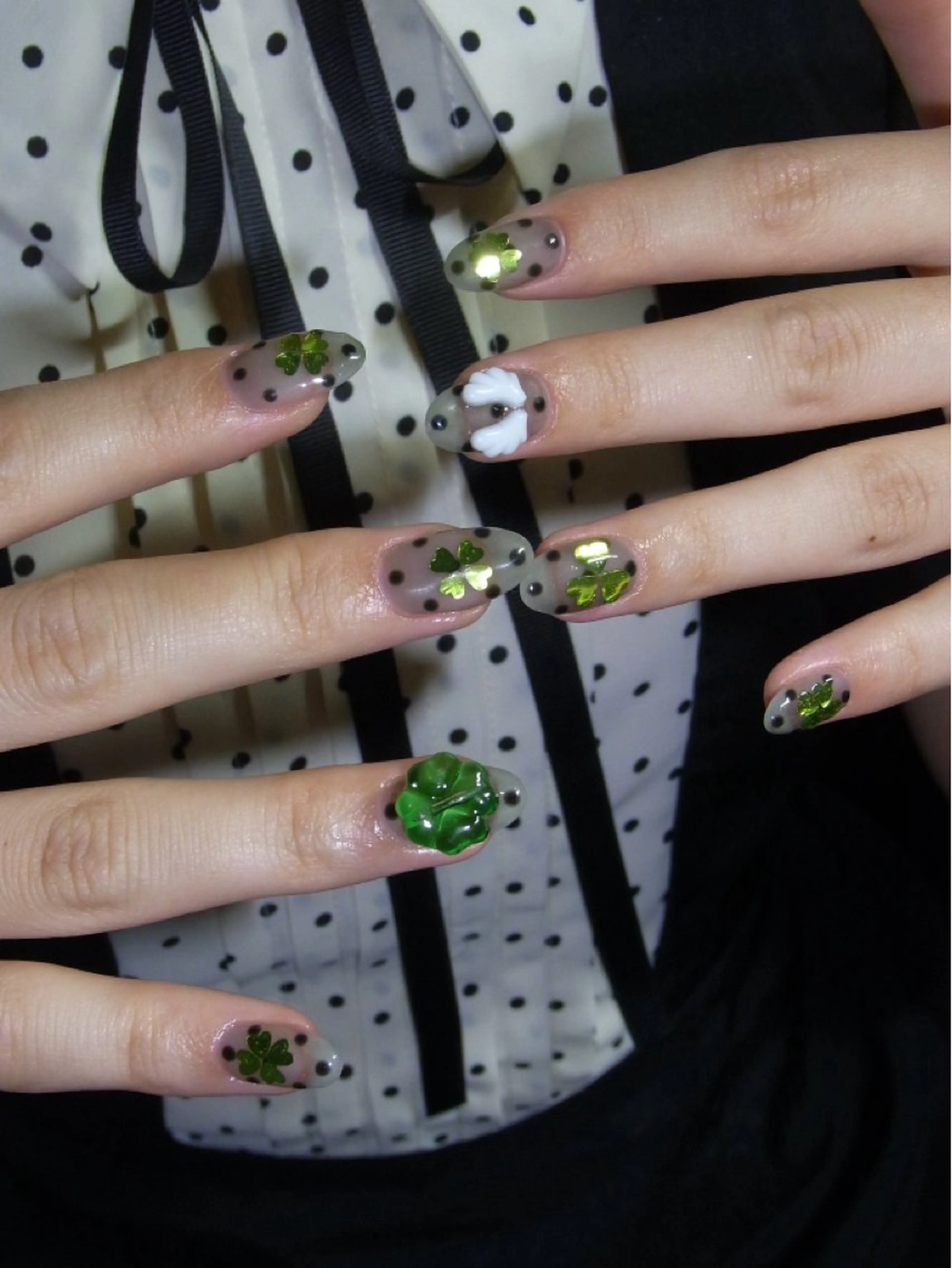 ネイル ハンドネイル チハル ミチハタのネイルデザイン