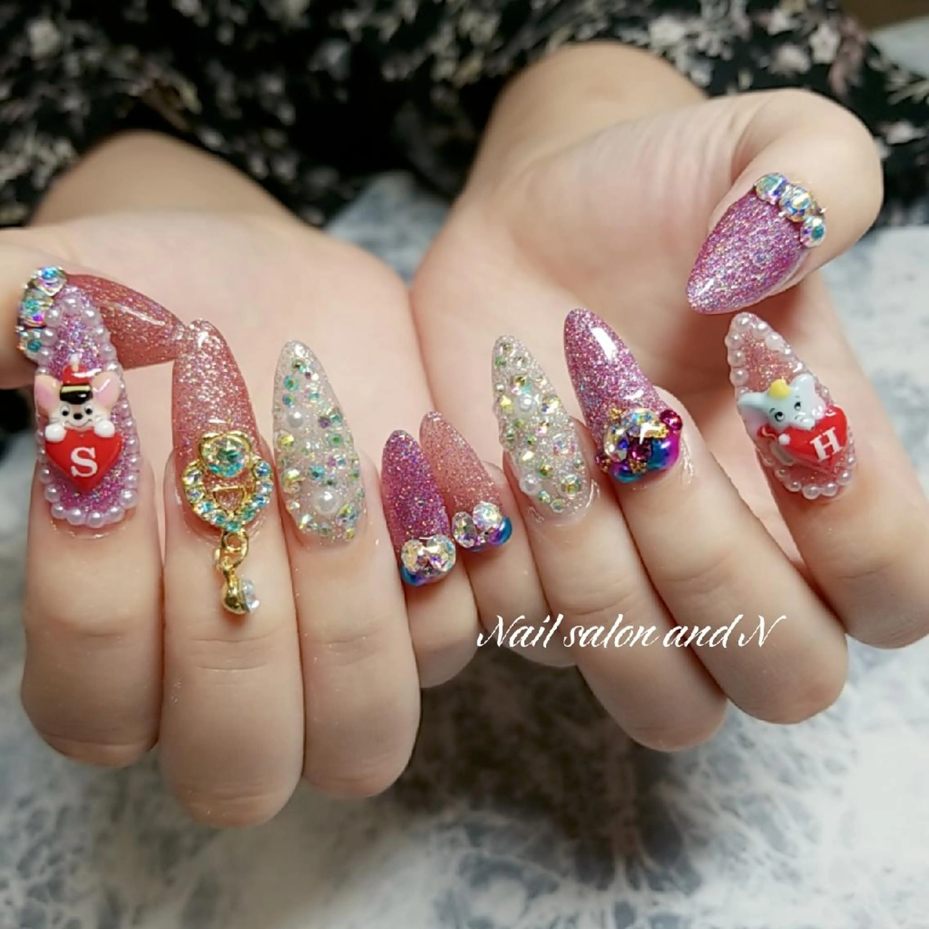 ネイル and Nのネイルデザイン