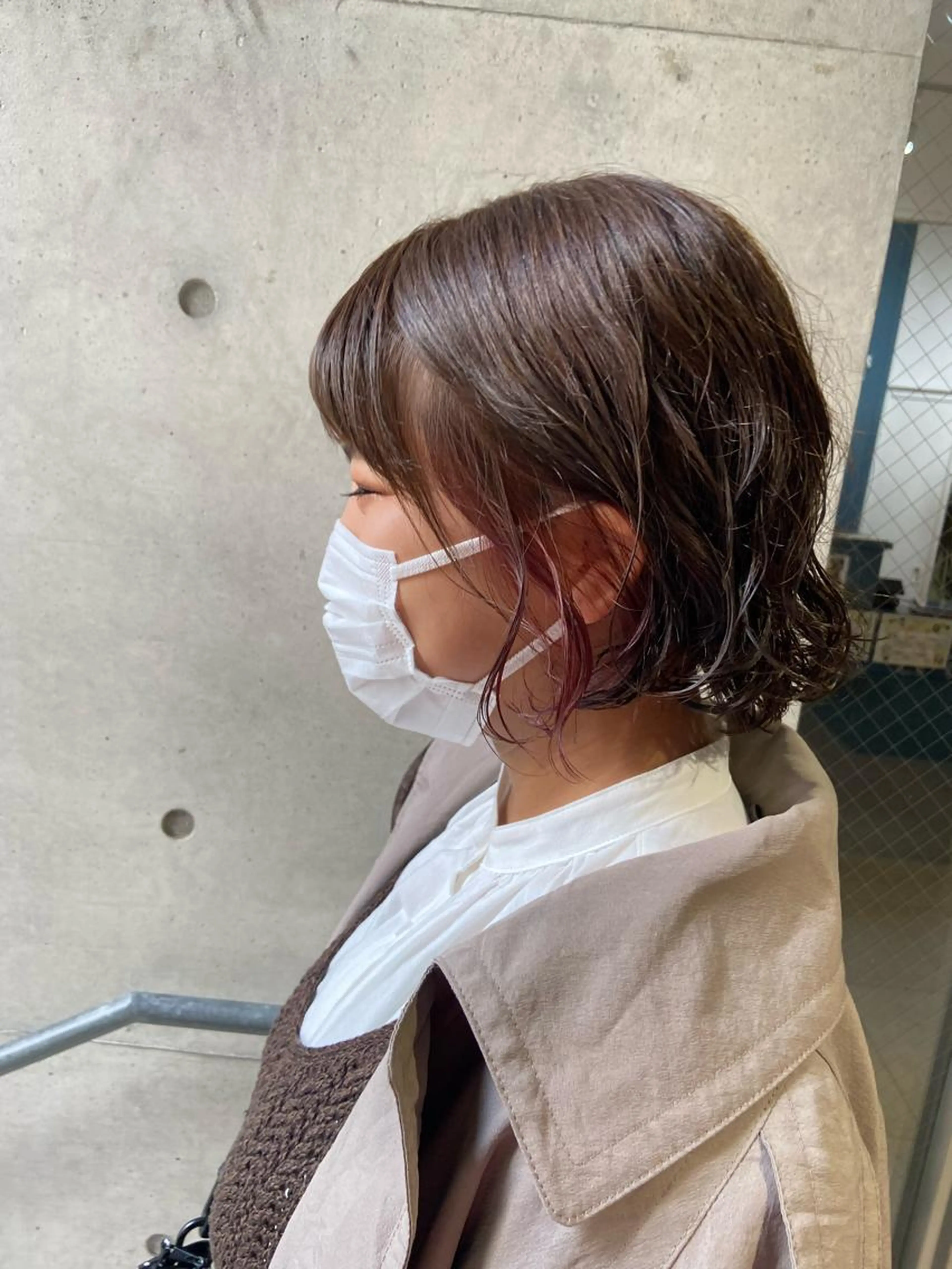 🍬【ワンポイント】🍬インナーカラーブリーチ+全体カラーの写真