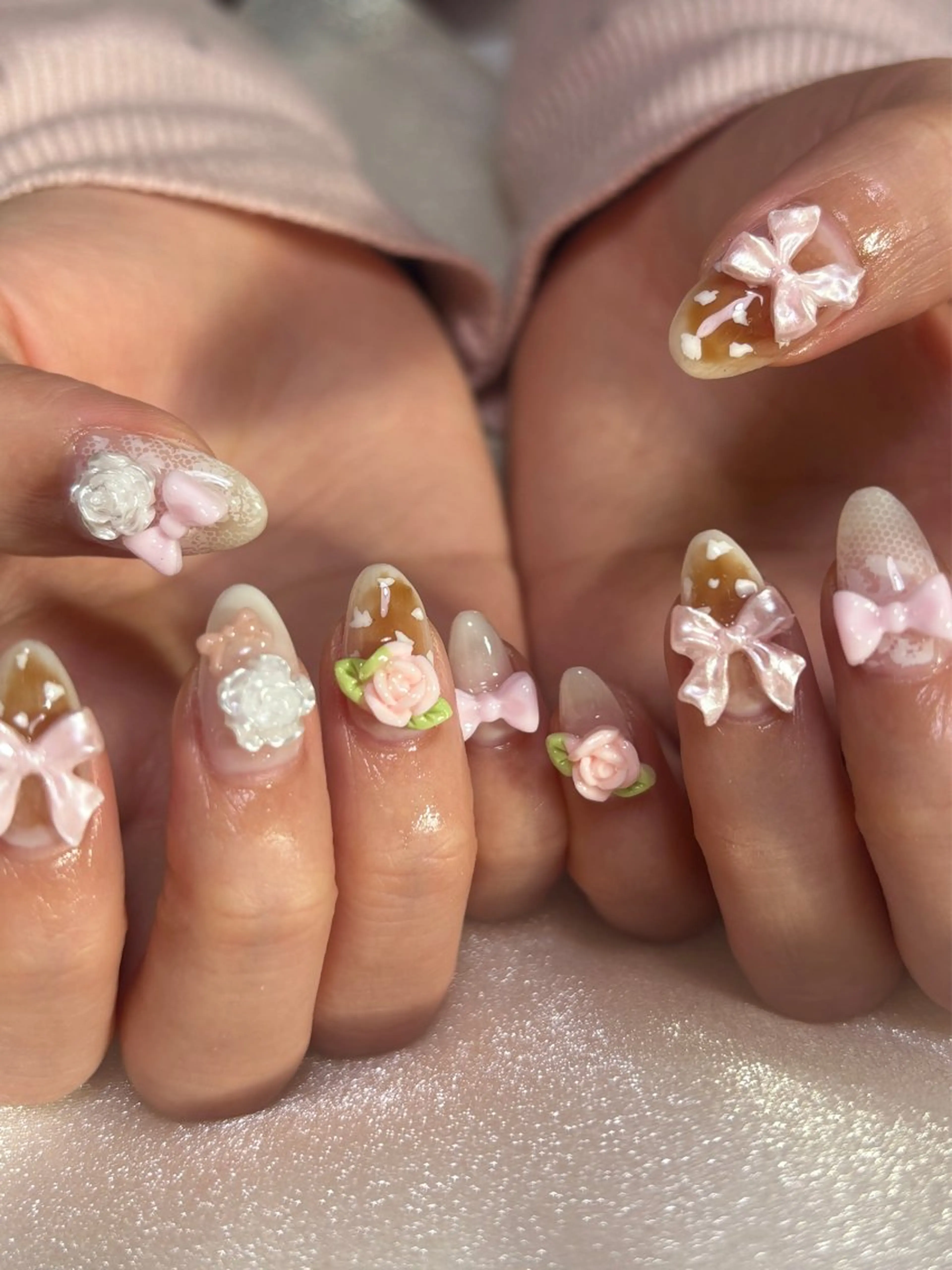 ミディアム ハンドネイル mer natsumiのネイルデザイン