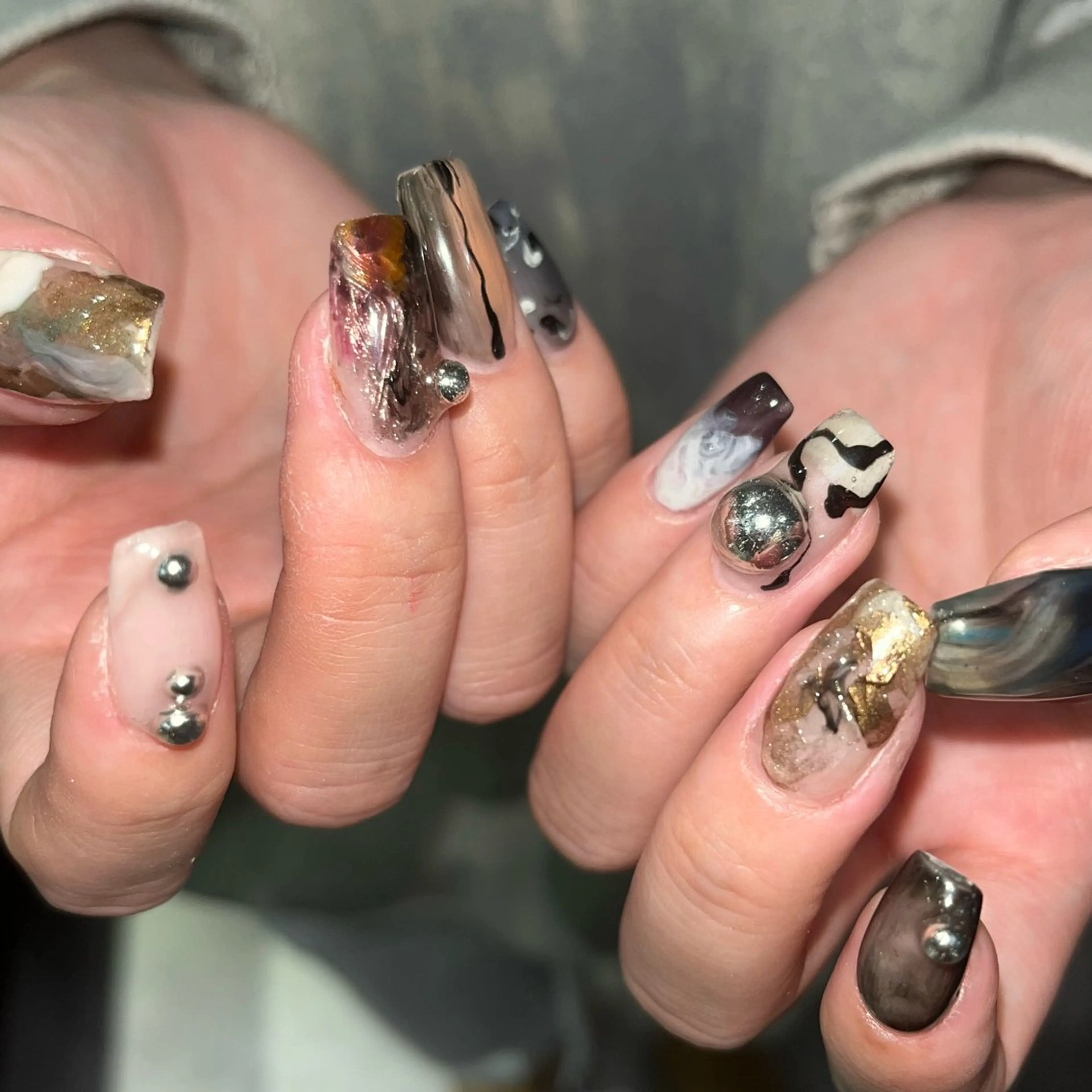 ネイル ハンドネイル 🪐富島彩夏 /海外nail🪐のネイルデザイン