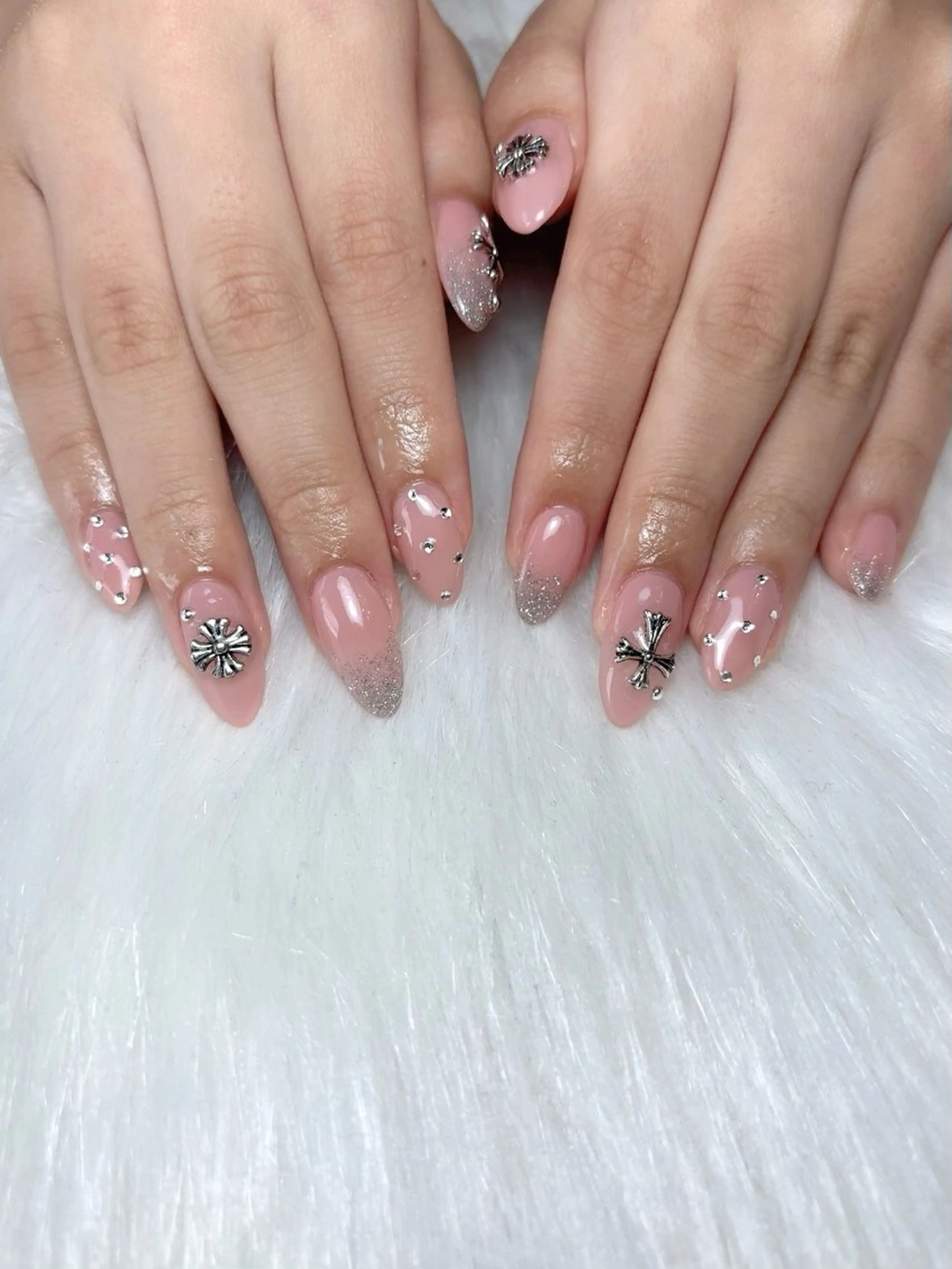 ネイル Rive. 酒井のネイルデザイン