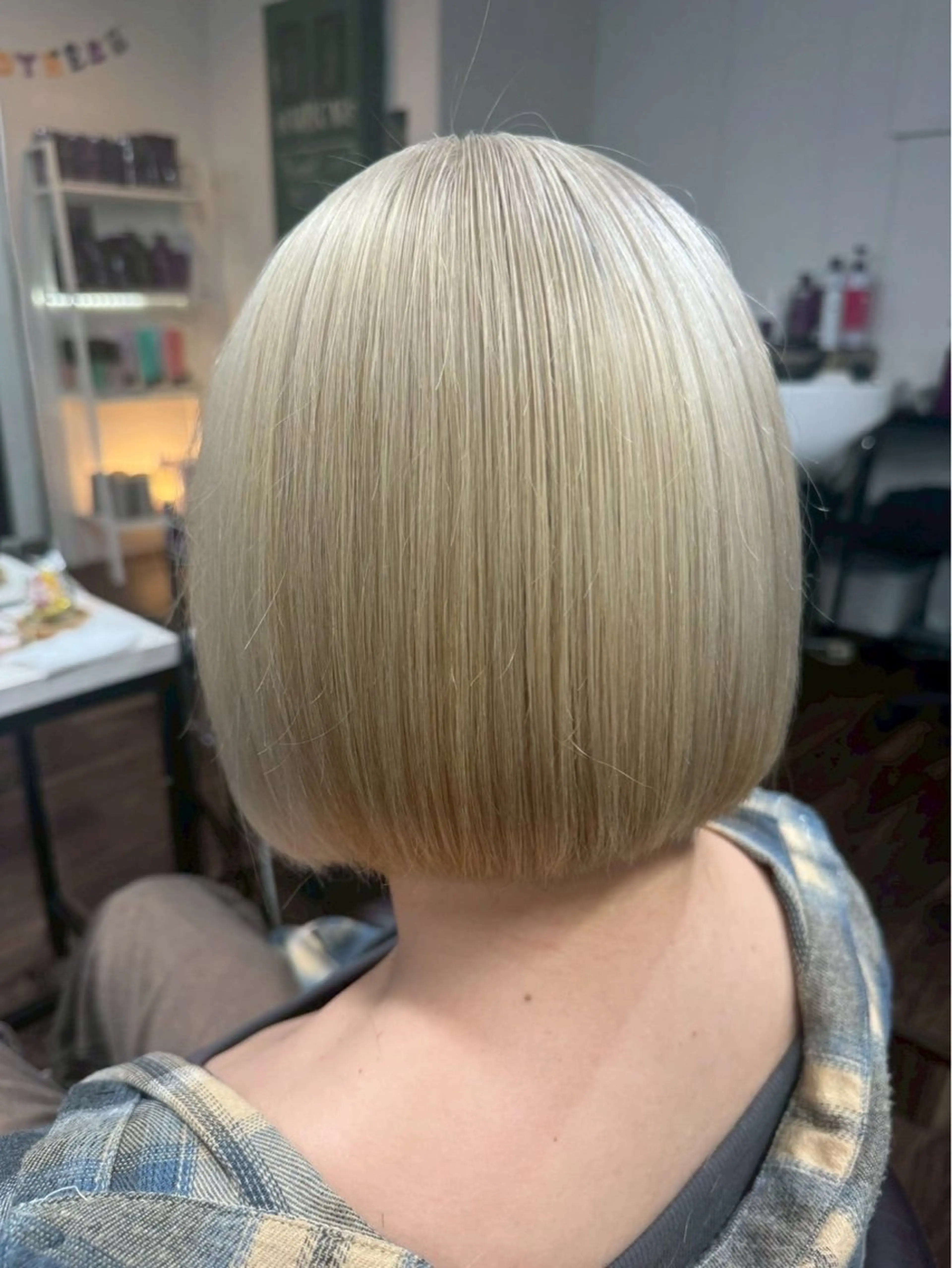 カラー 深野 ちさとのヘアスタイル