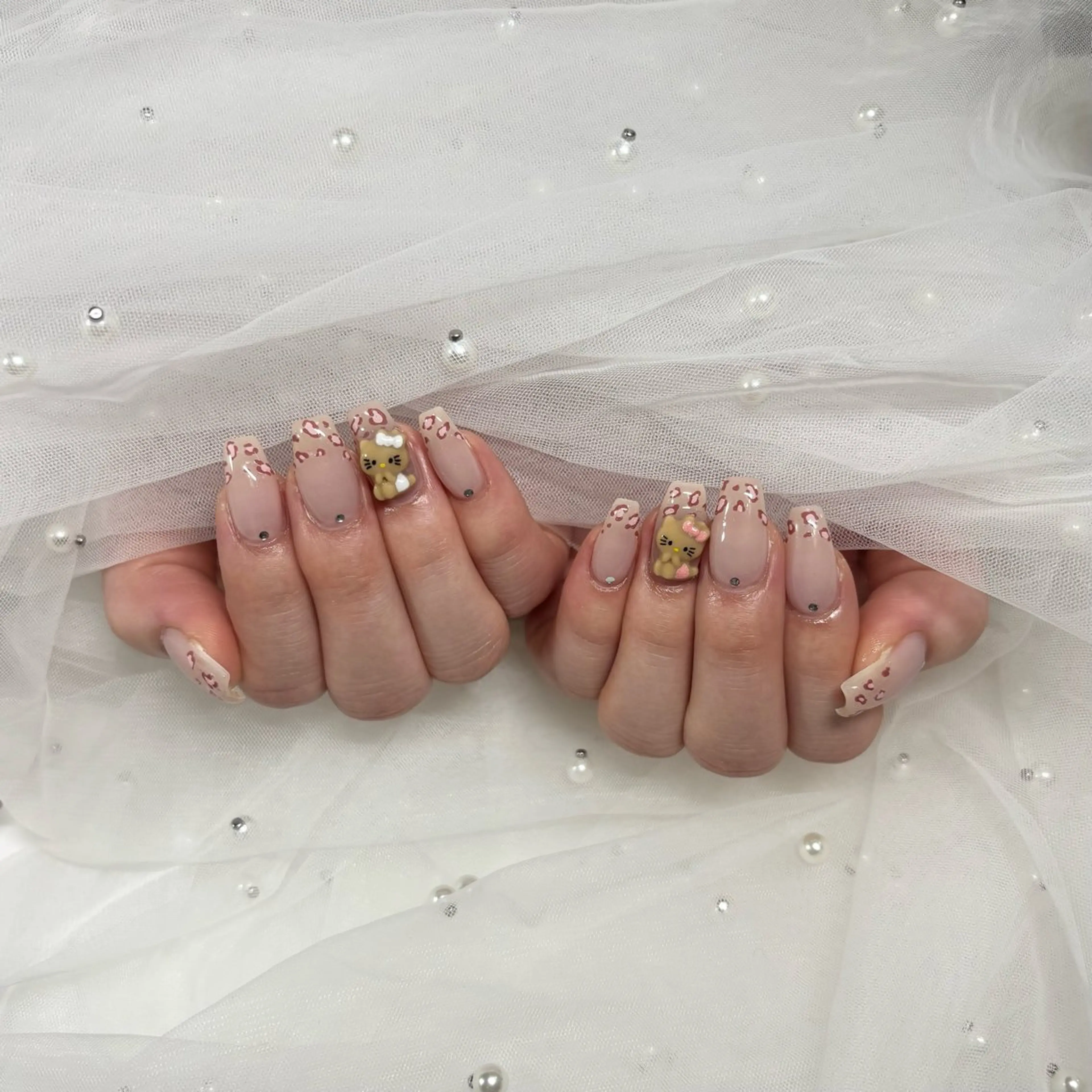 ネイル ハンドネイル ୨୧ mio୨୧のネイルデザイン