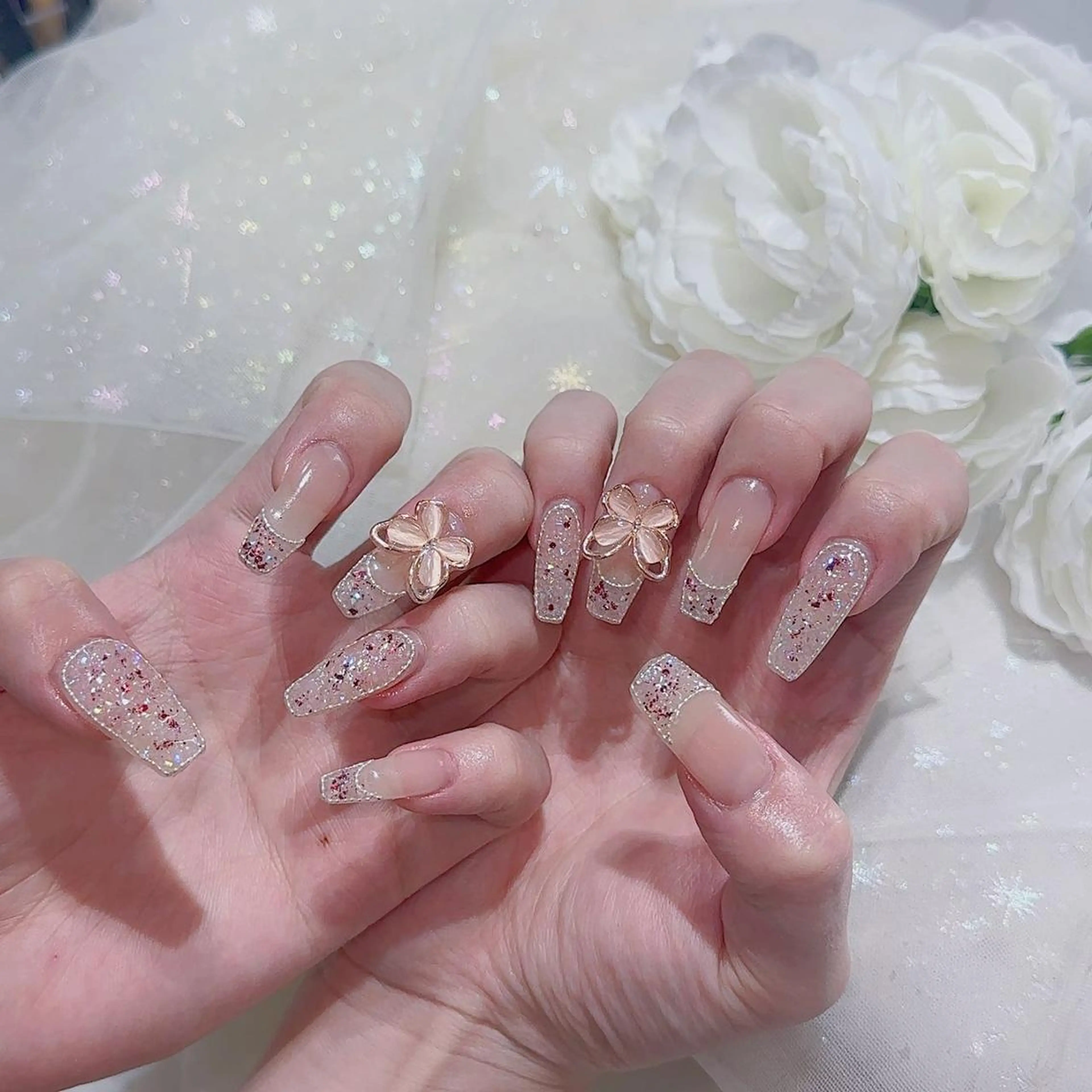 ネイル アートネイル 長さ出し ネイルチップ Queens ゲンのネイルデザイン