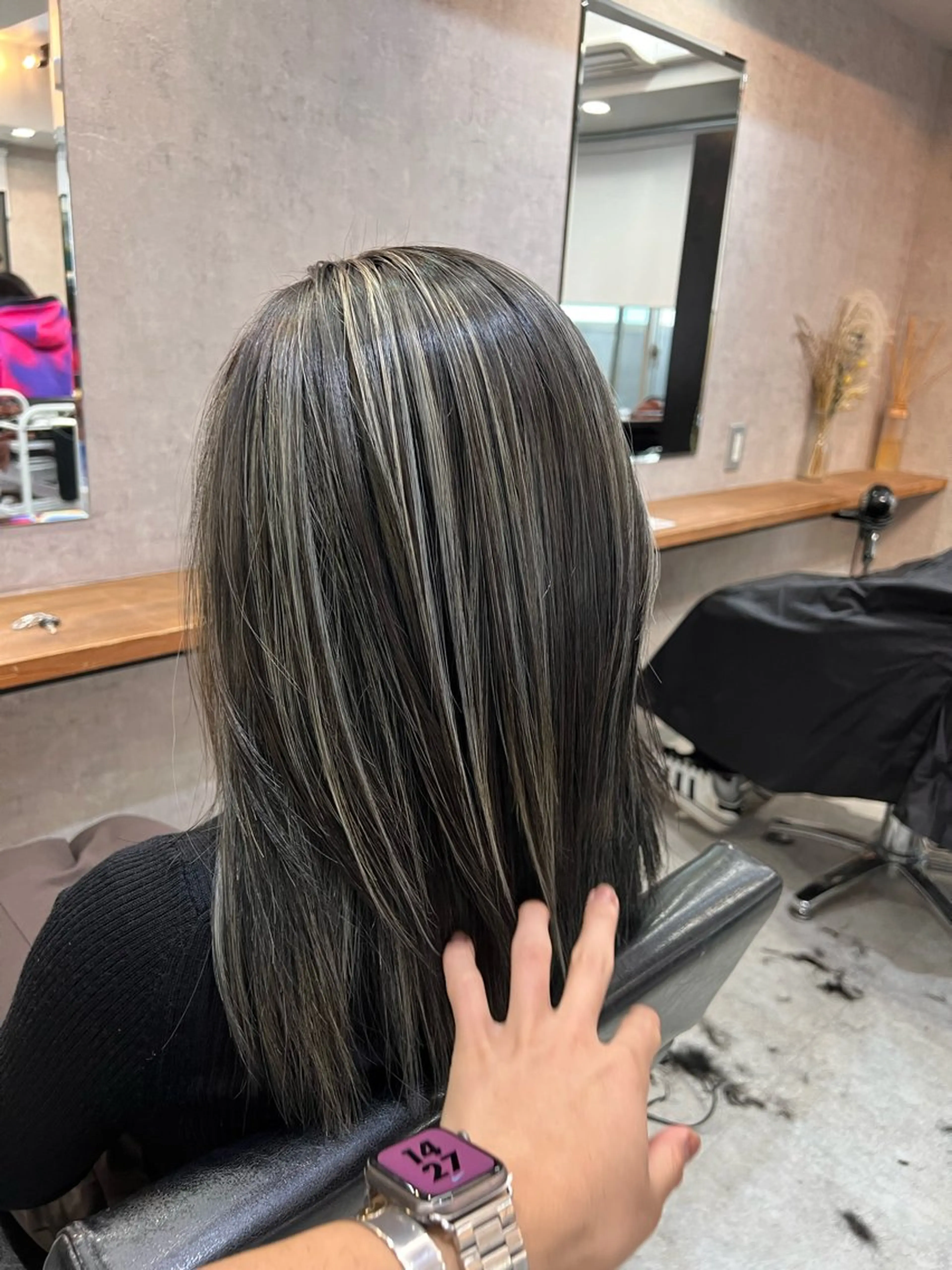 セミロング ヘアカラー 山下 光太郎のヘアスタイル