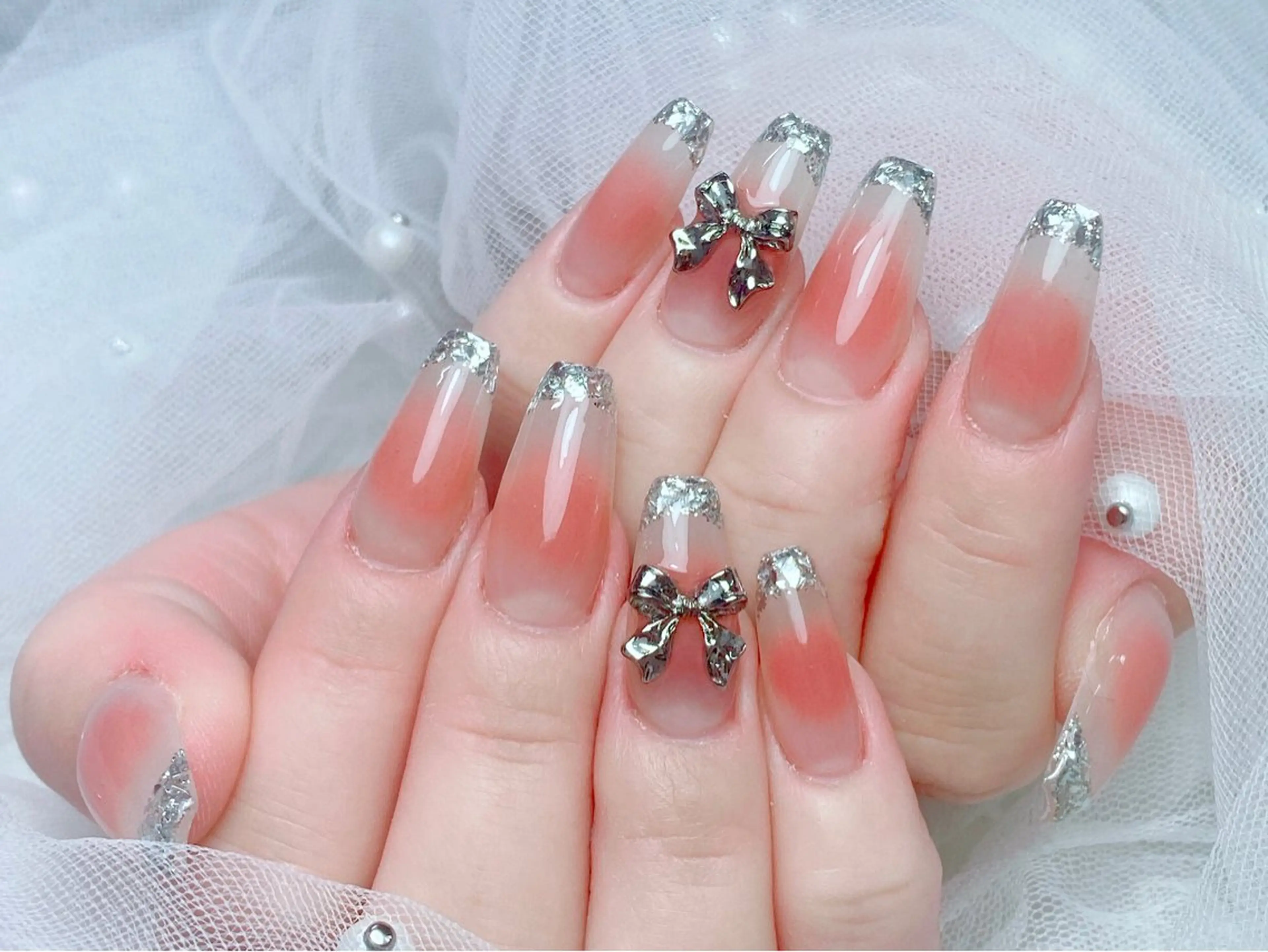 ネイル オーロラネイル チークネイル 長さ出し フットネイル フレンチネイル NaNa nailのネイルデザイン