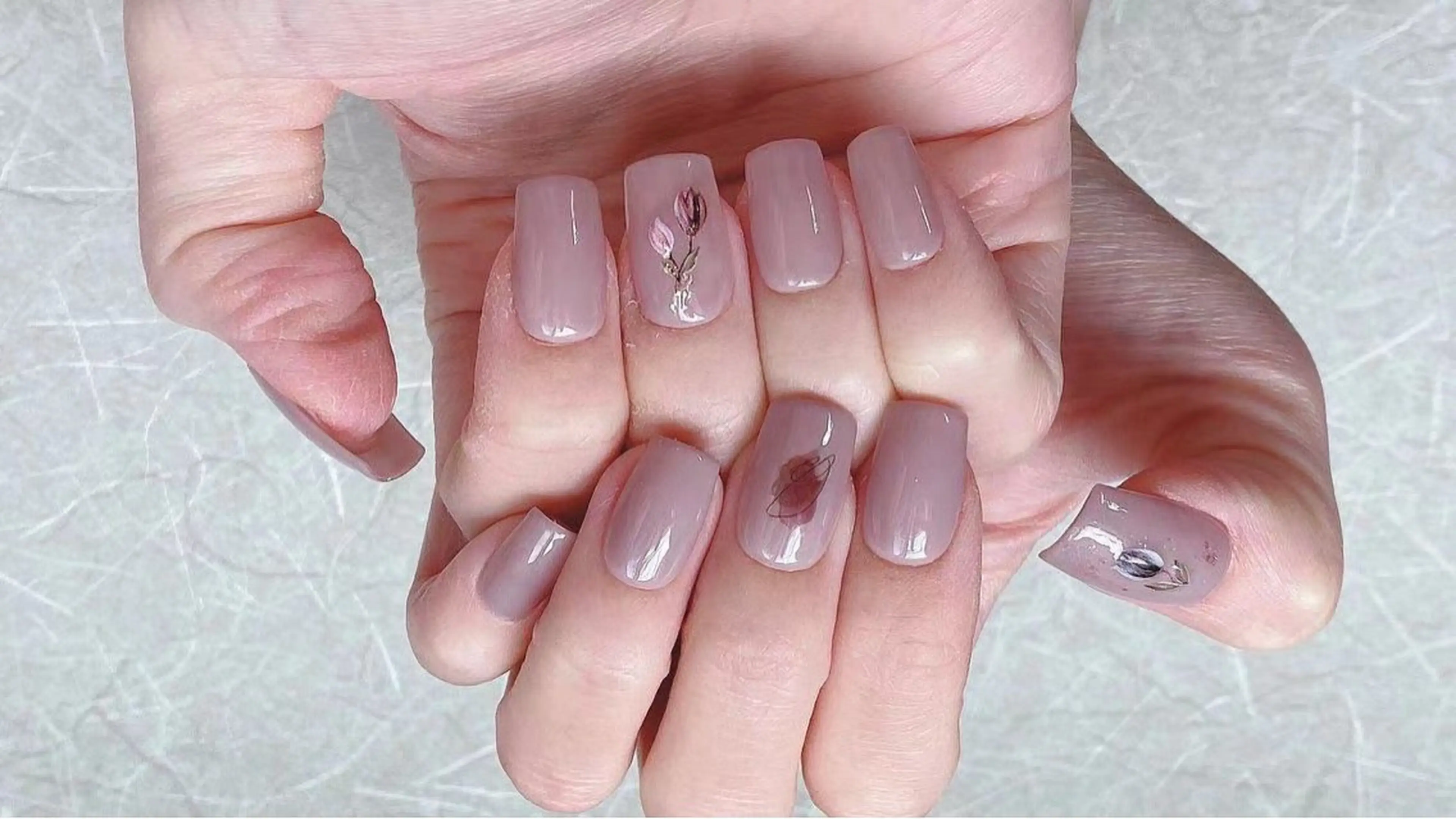 ショート amireux所属・チ まるこのネイルデザイン