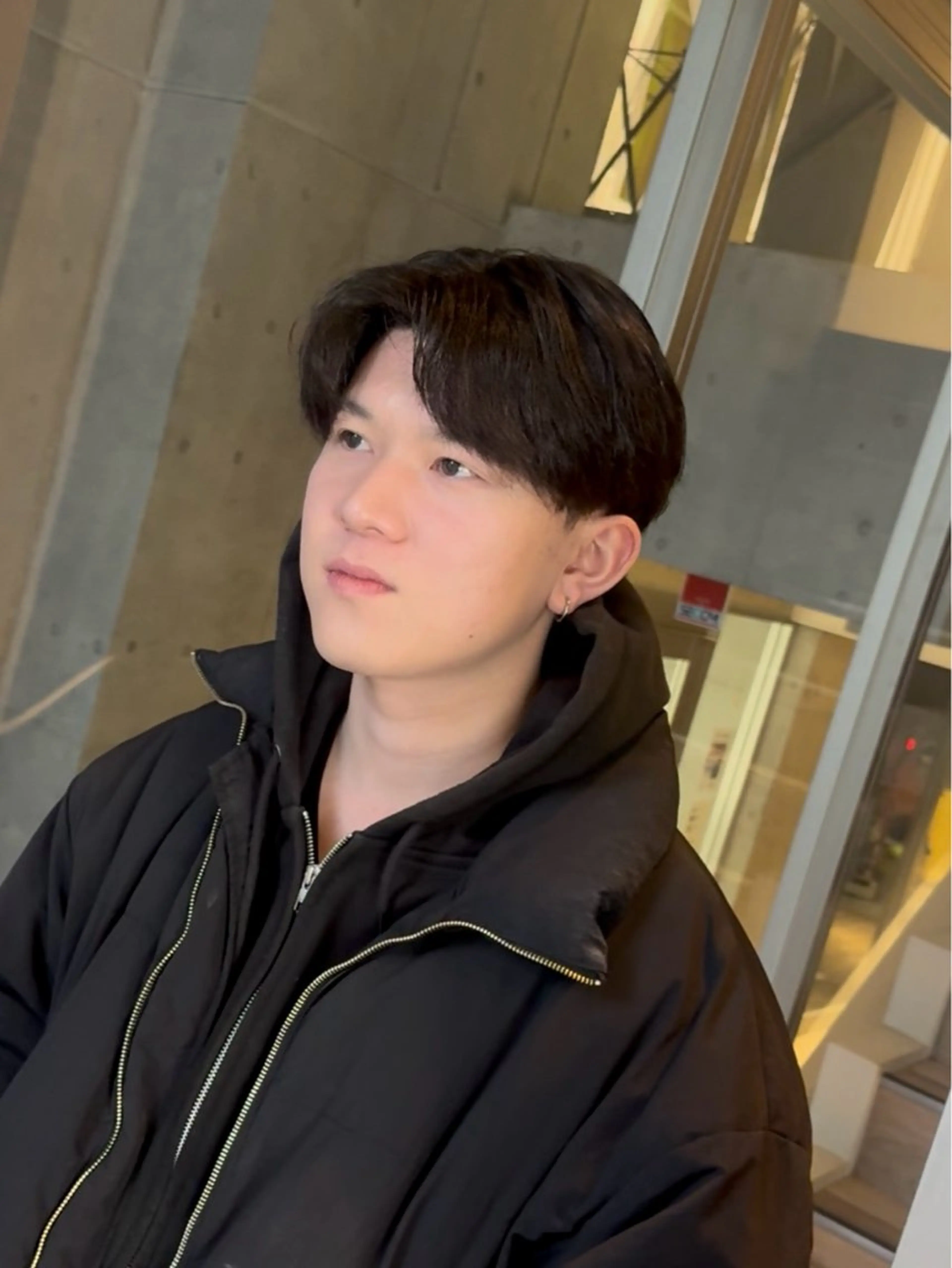 メンズ センターパート カット メンズカット/ ブリーチ/アニメ僚汰のヘアスタイル