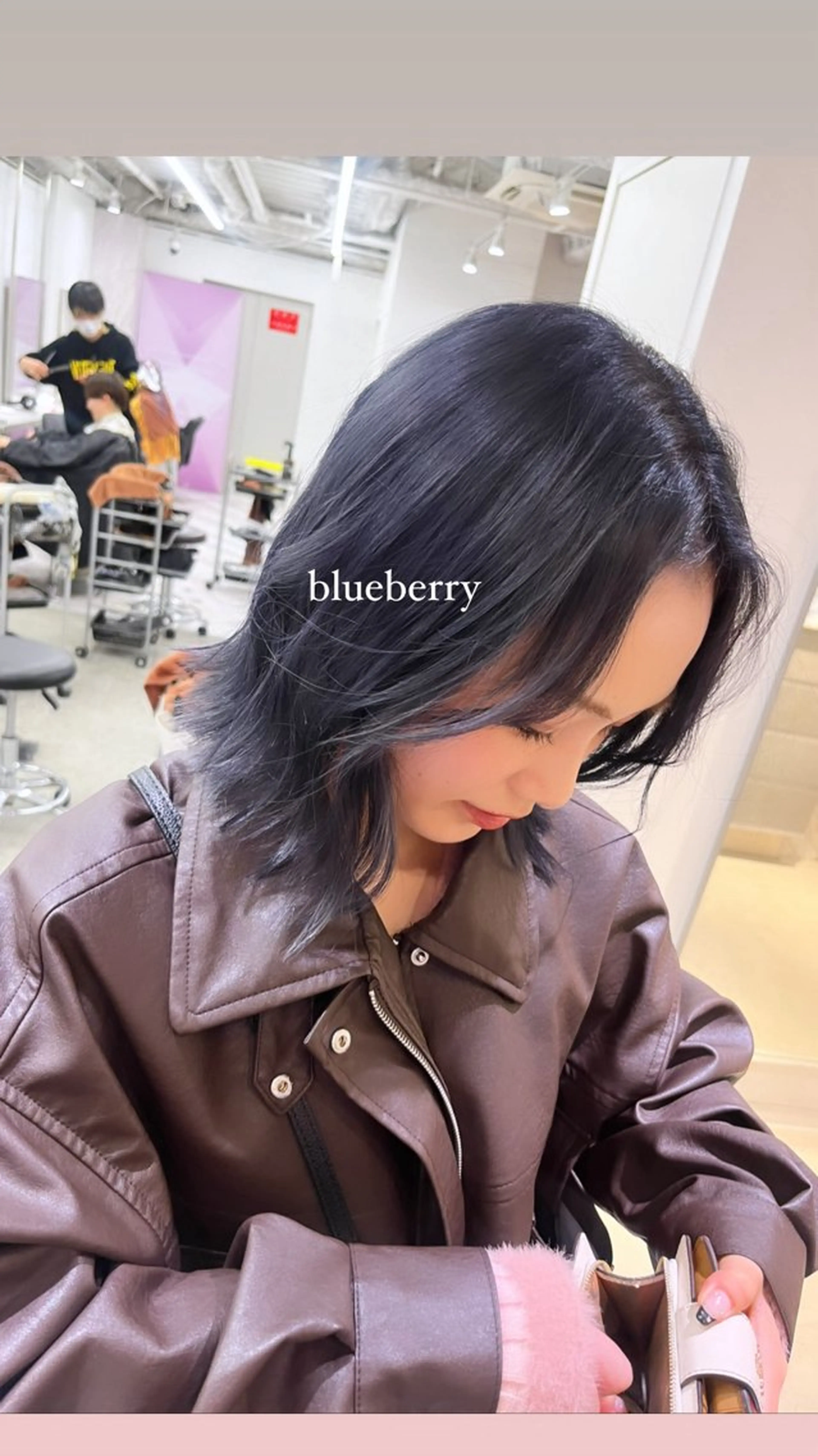 流行レイヤースタイル実現☁️艶カラー☁️+カット+トリートメントの写真