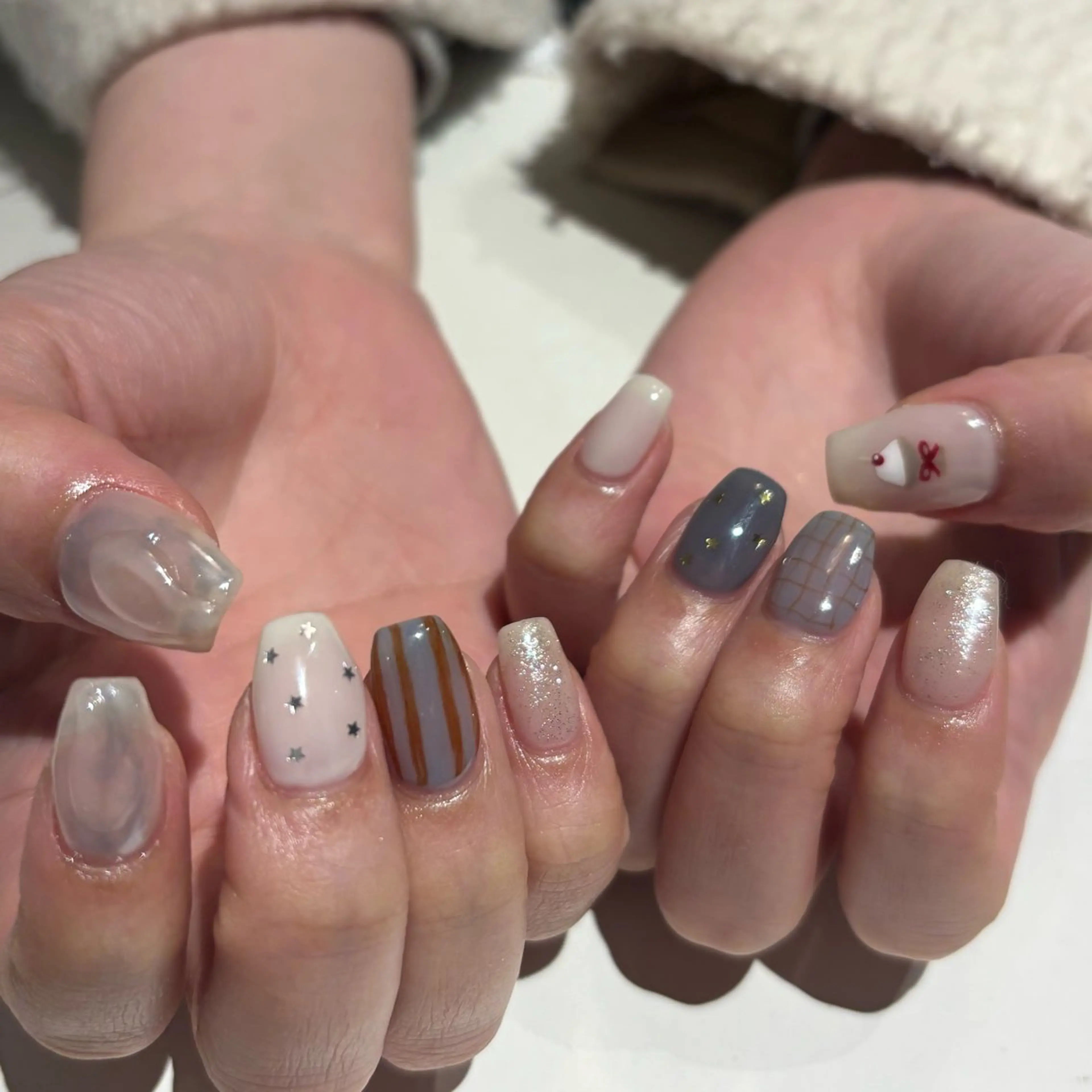 ネイル ハンドネイル 石川 萌香のネイルデザイン