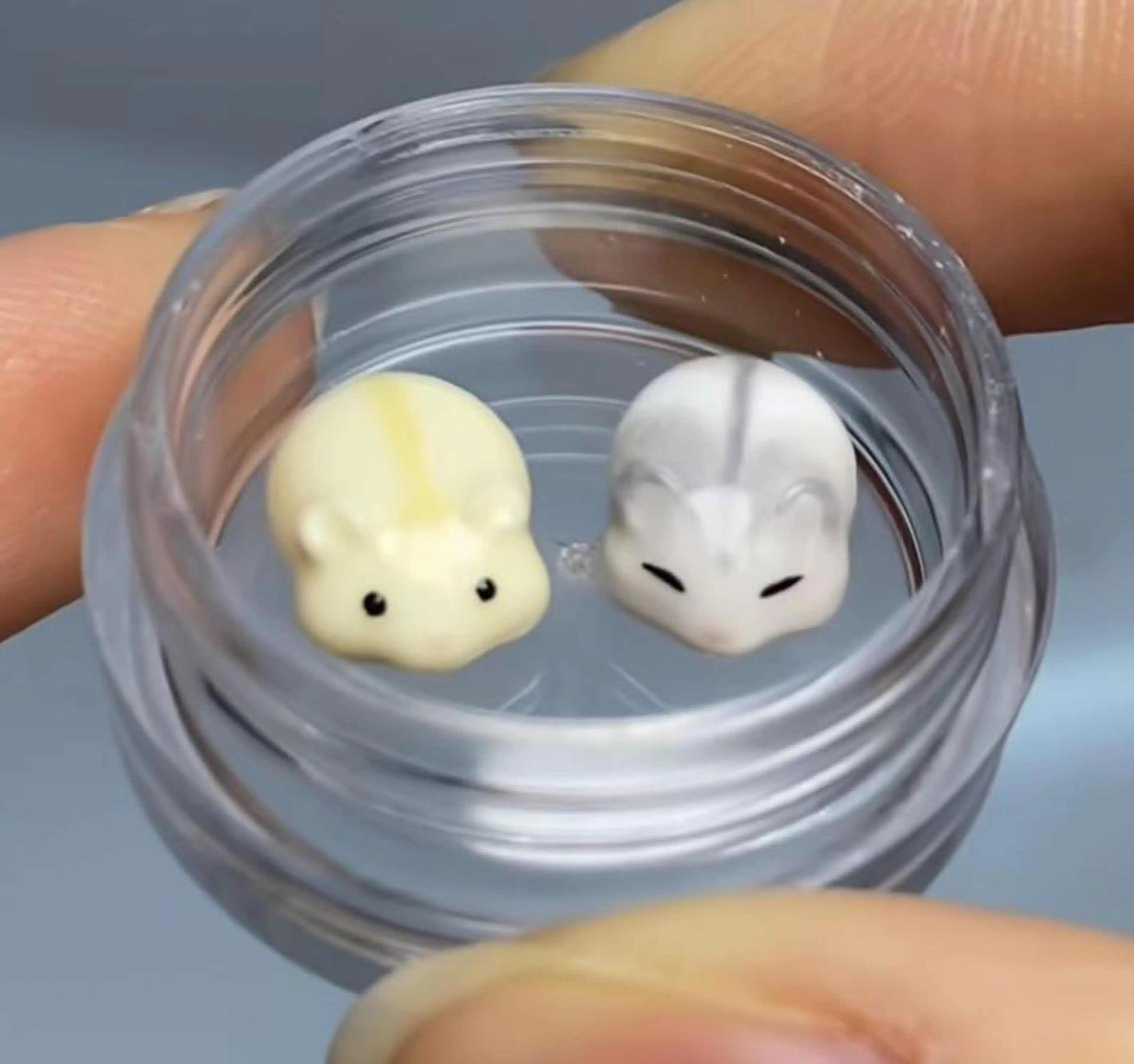 【ハンド】ソフトジェル オフ のみの写真