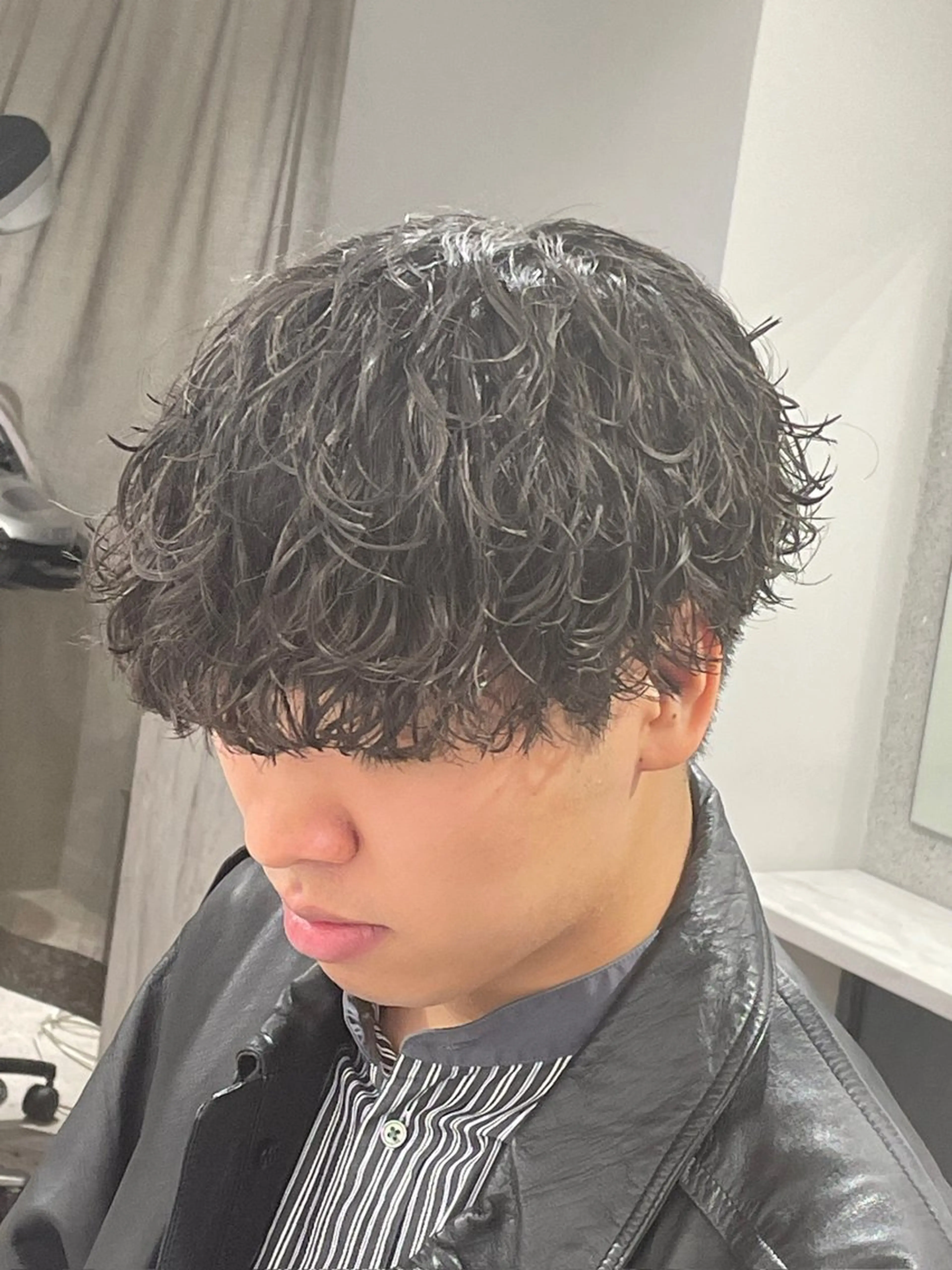 パーマ メンズ メンズスタイリスト✨ 助川龍哉のヘアスタイル