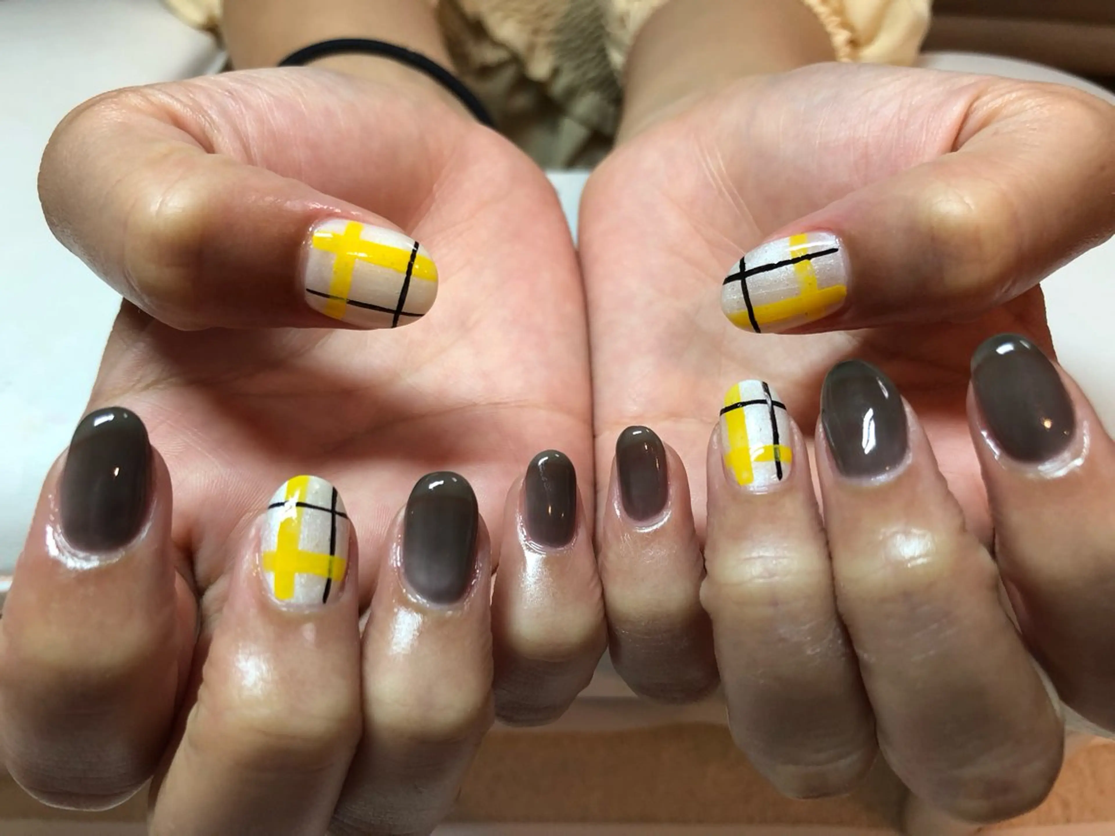 ネイル nailnail  ネイルネイル所属・松岡 明未夏のネイルデザイン