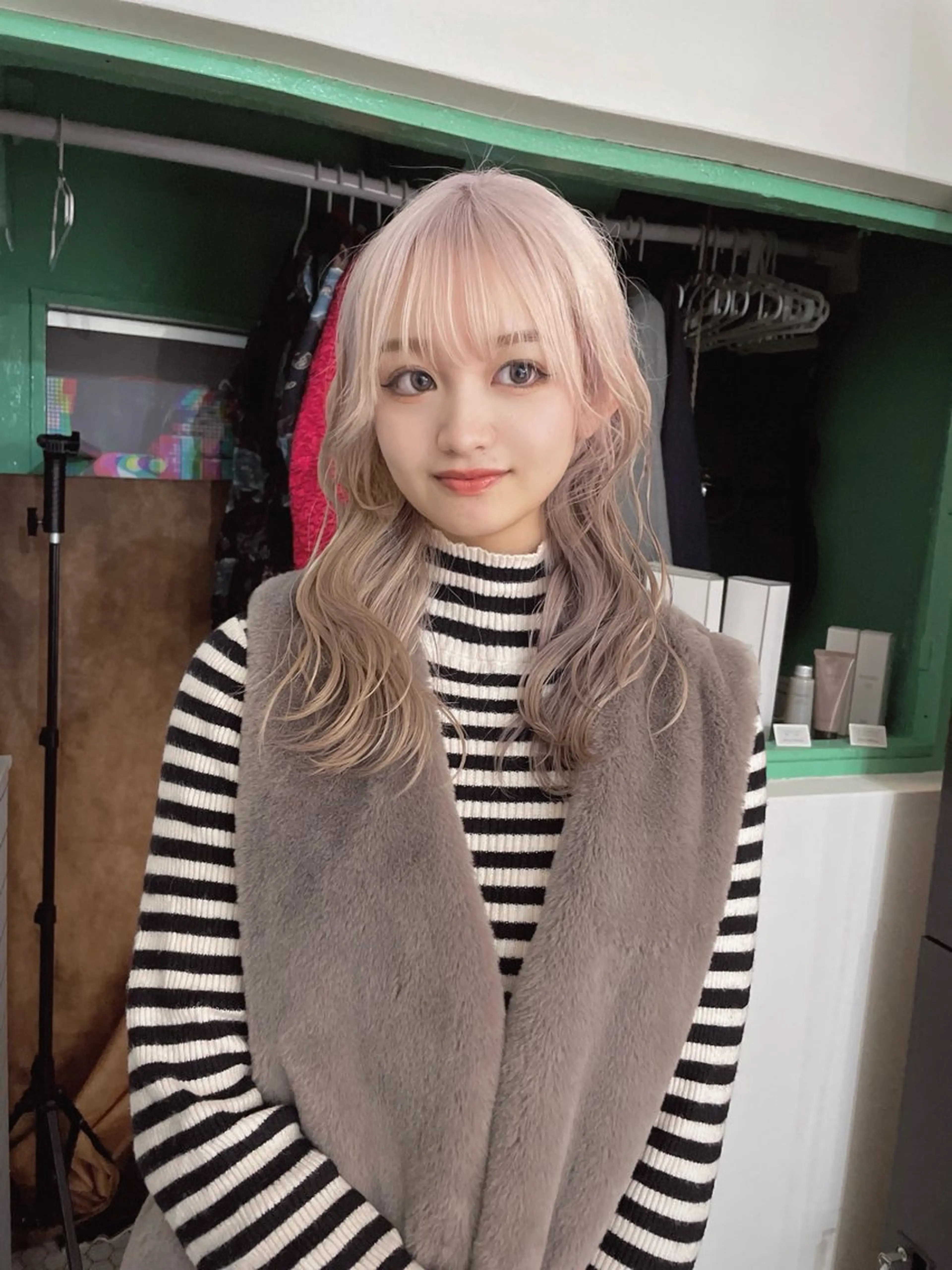 セミロング カラー カット ヘアカラー トリートメント 難波/心斎橋/ボブ/ 髪質改善/ハイトーンのヘアスタイル