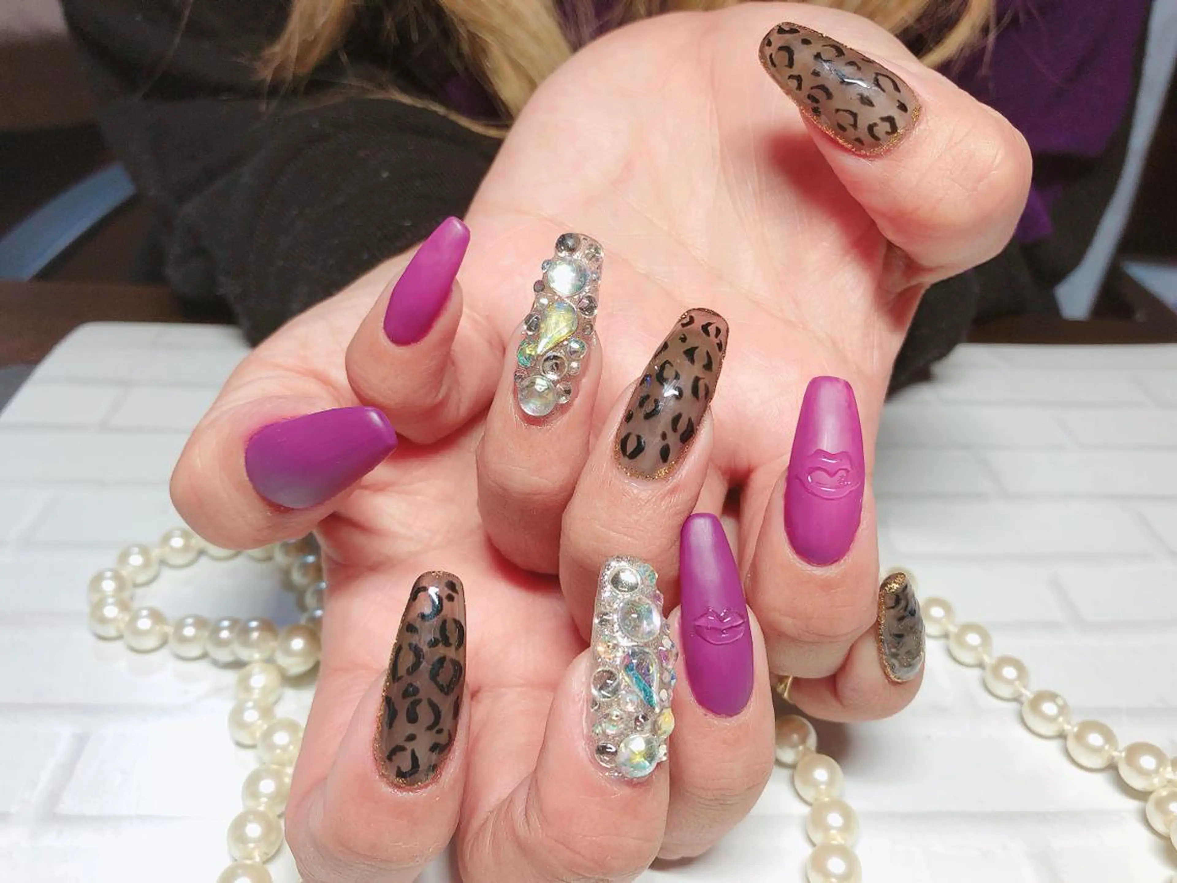 ネイル ハンドネイル ハンドケア ネイルサロン HARRYS所属・ネイル･脱毛サロン HARRYSのエステ・リラクイメージ