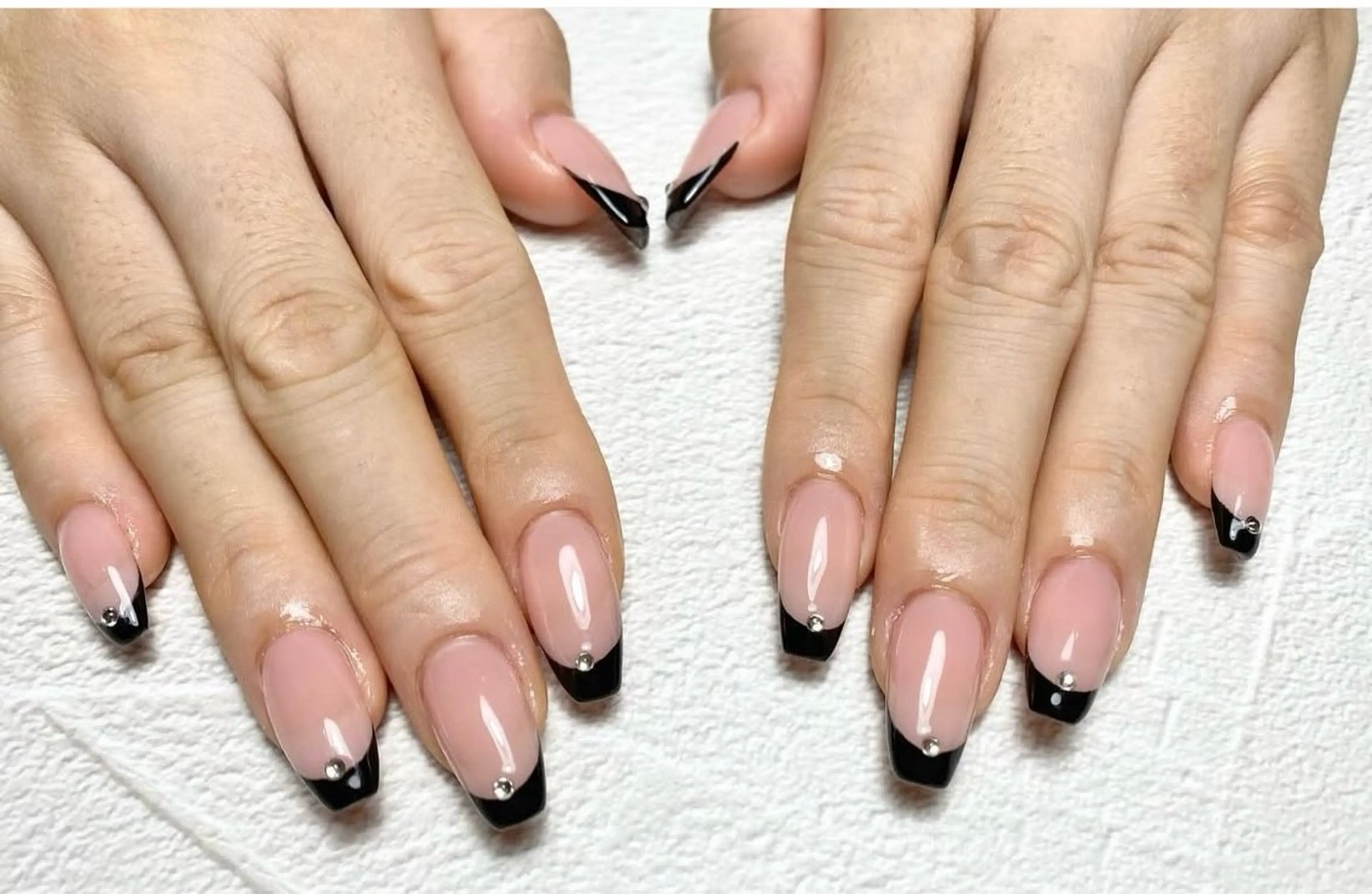 スカルプネイル＼フレンチ・マグフレンチ・フラッシュフレンチ／▪️ベースカラー有の写真