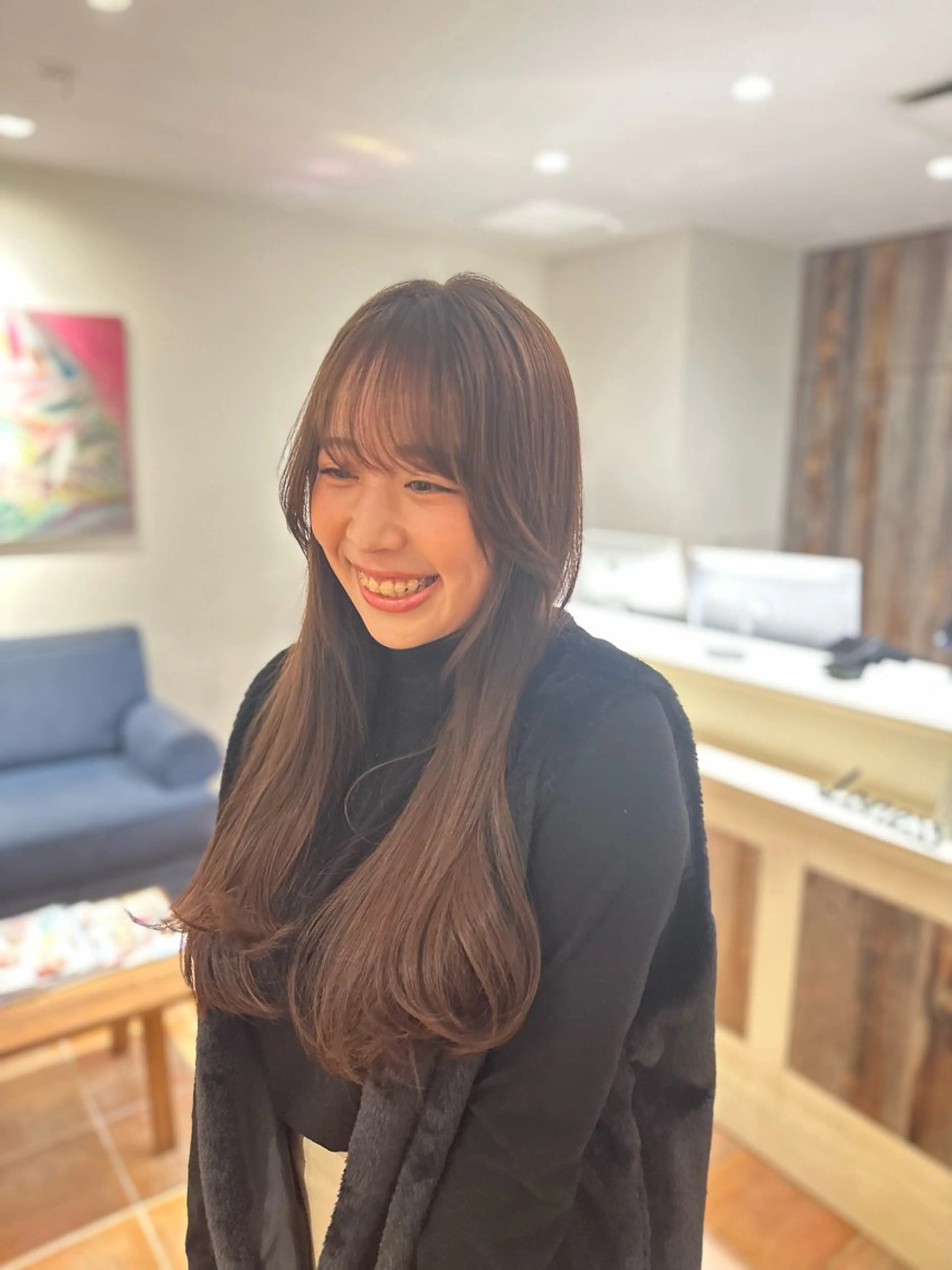 ロング カラー カット ヘアカラー 安丸 結夏のヘアスタイル