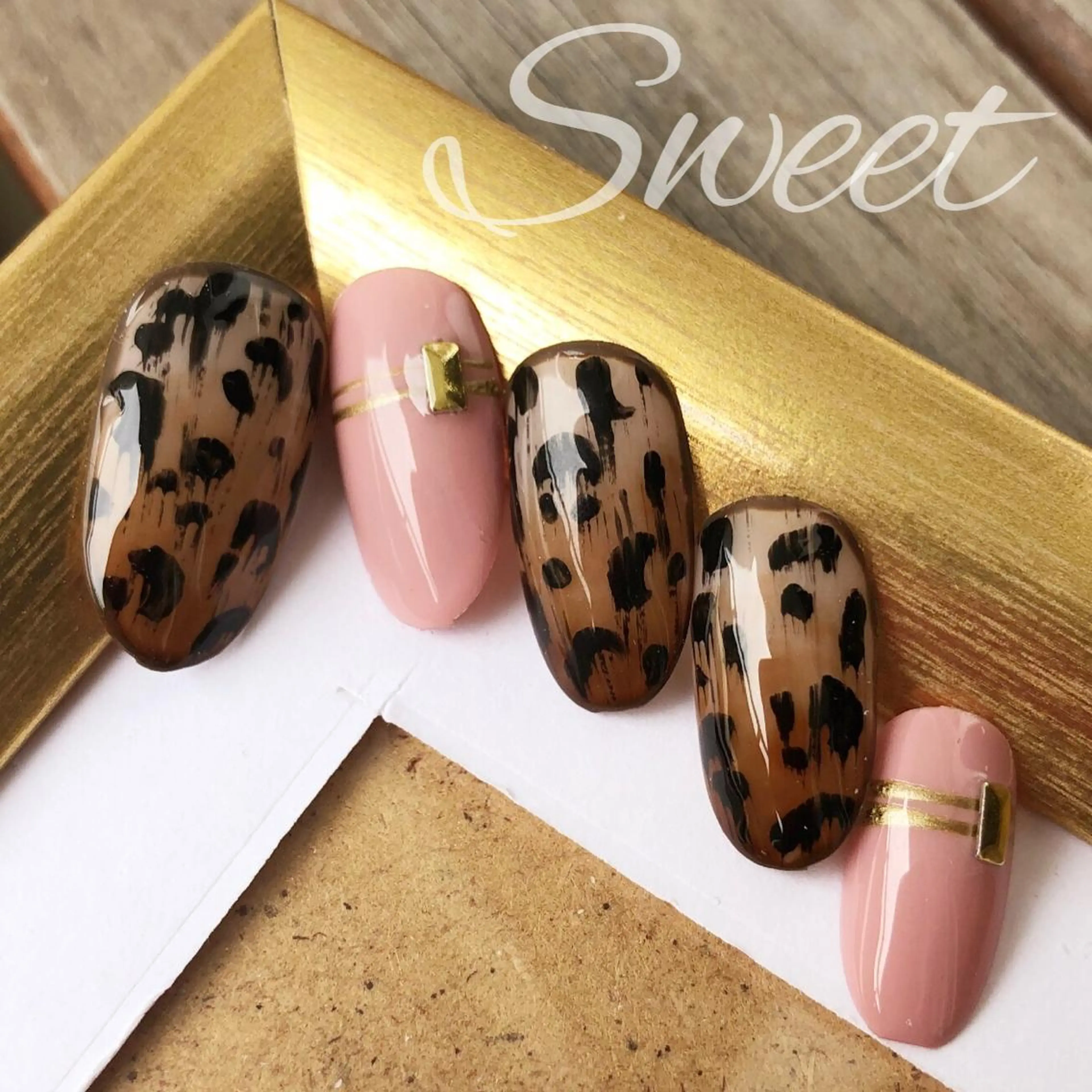 ネイル sweet 仲野陽子のネイルデザイン