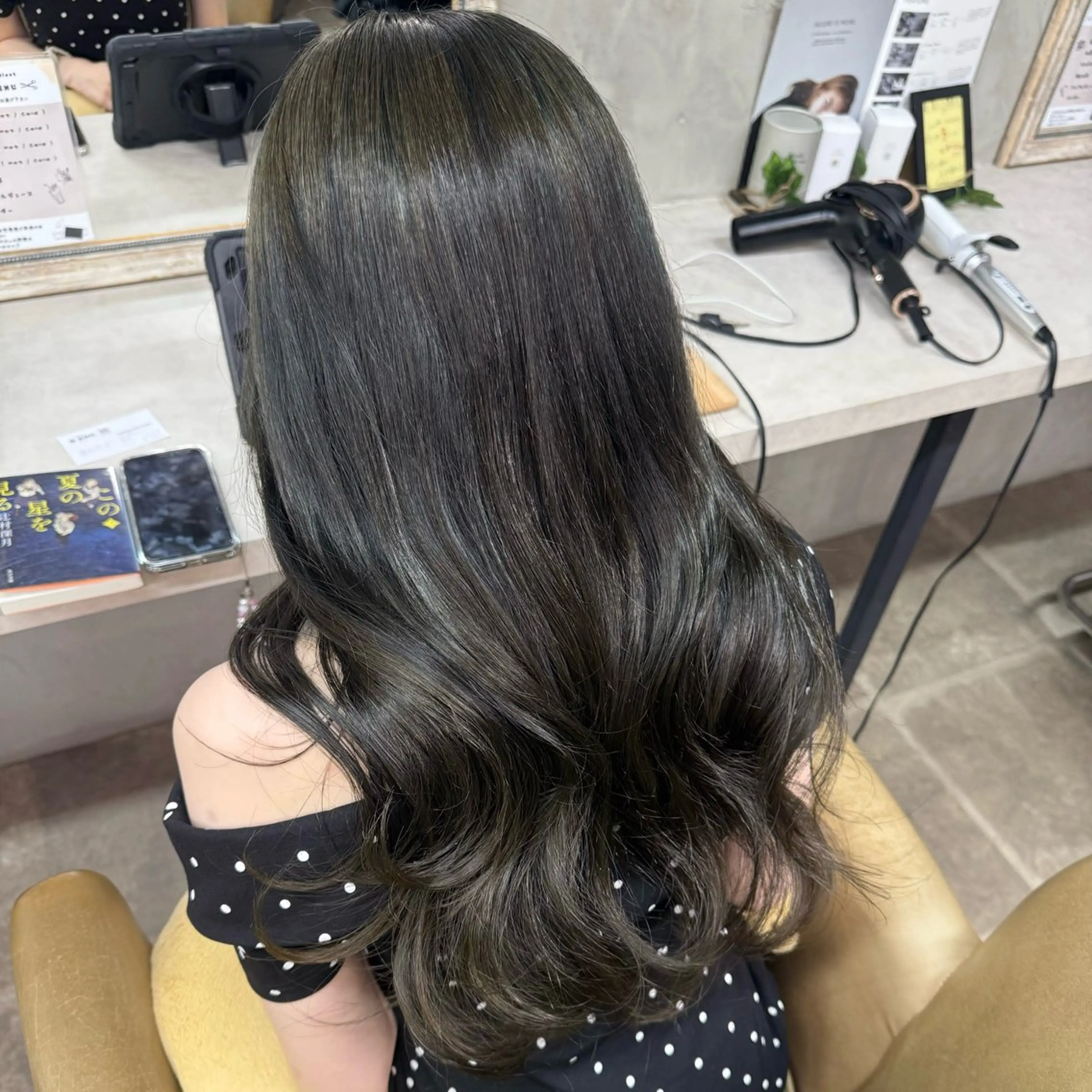 ロング カラー ヘアカラー Blast Erikaのヘアスタイル