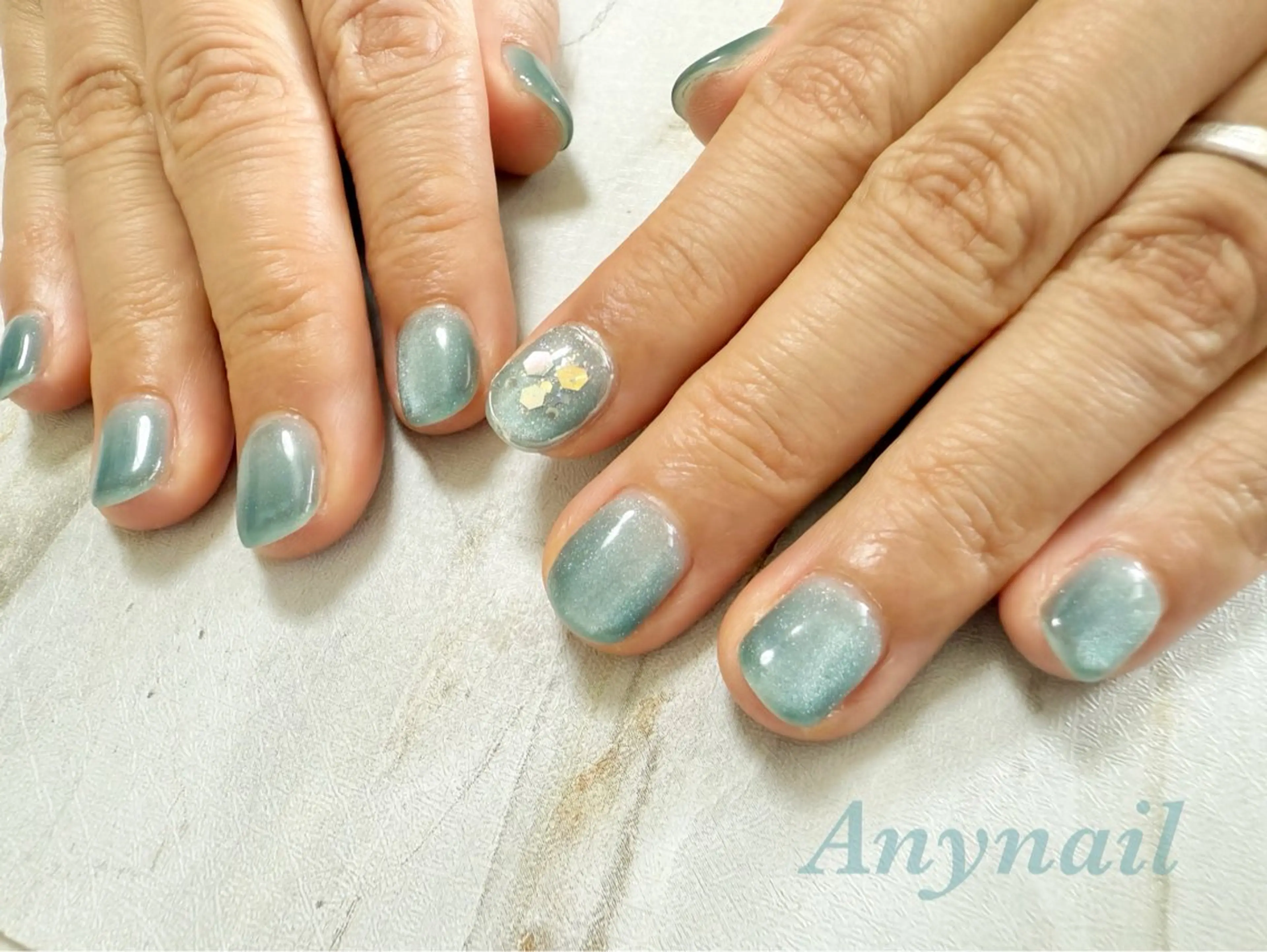 ネイル ブルー ホログラムネイル マグネットネイル 夏ネイル 岩澤 恵子のネイルデザイン