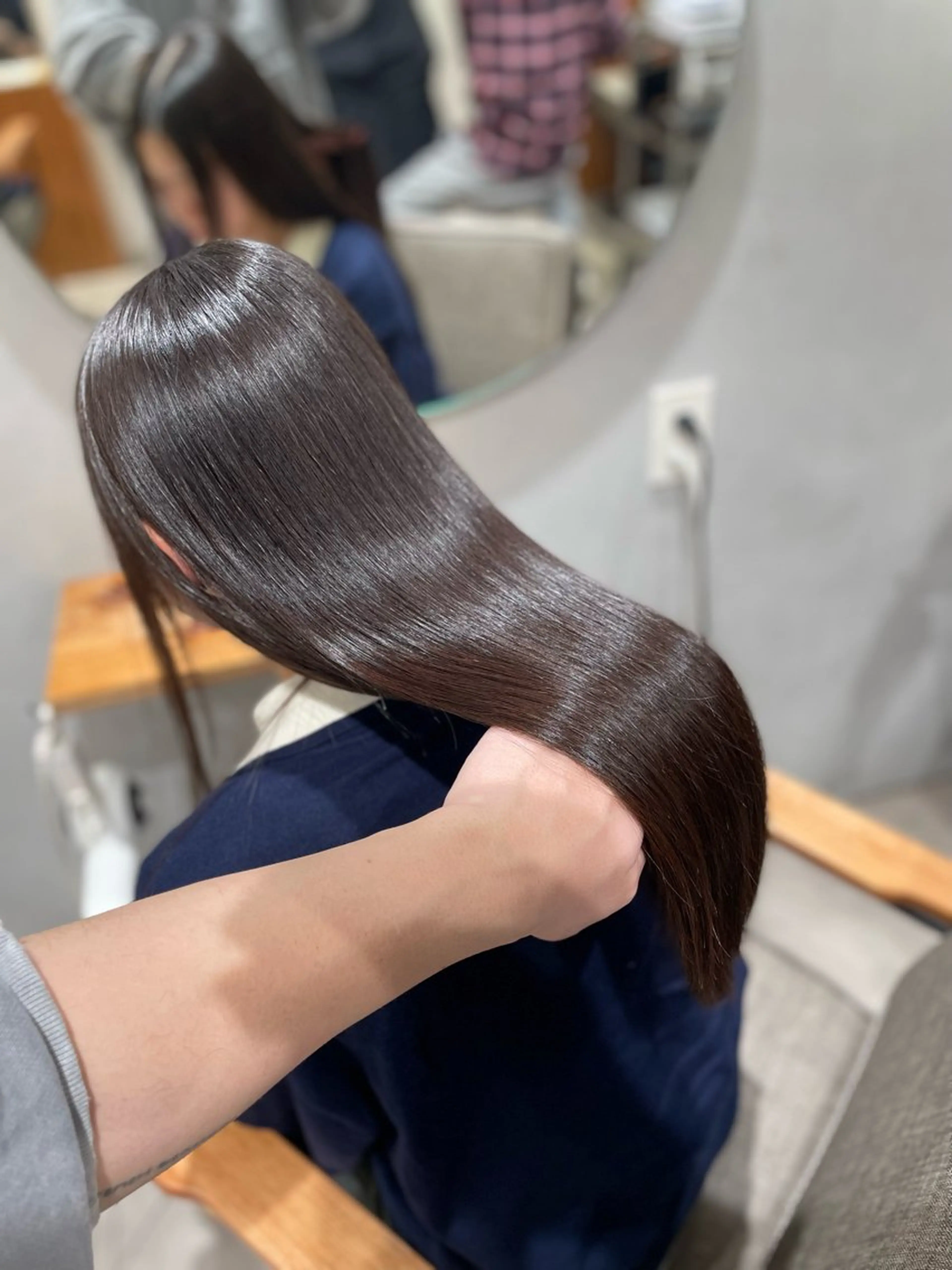 ロング 縮毛矯正 トリートメント 美髪と似合わせのサロンenn(エン)所属・ENN藤本 大輝艶感カラーのヘアスタイル