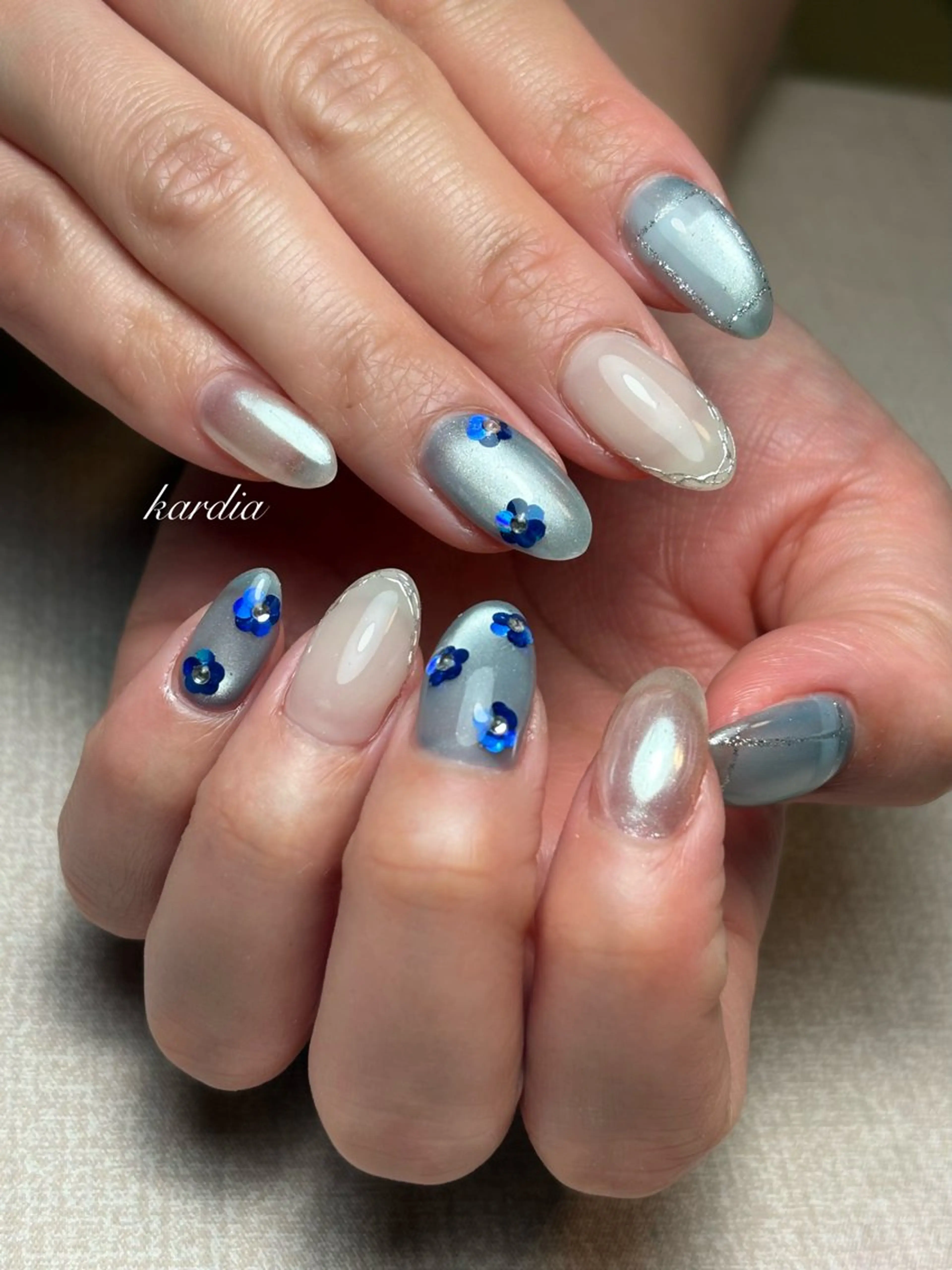 ネイル ハンドネイル καρδιά -ｶﾙﾃﾞｨｱ-のネイルデザイン