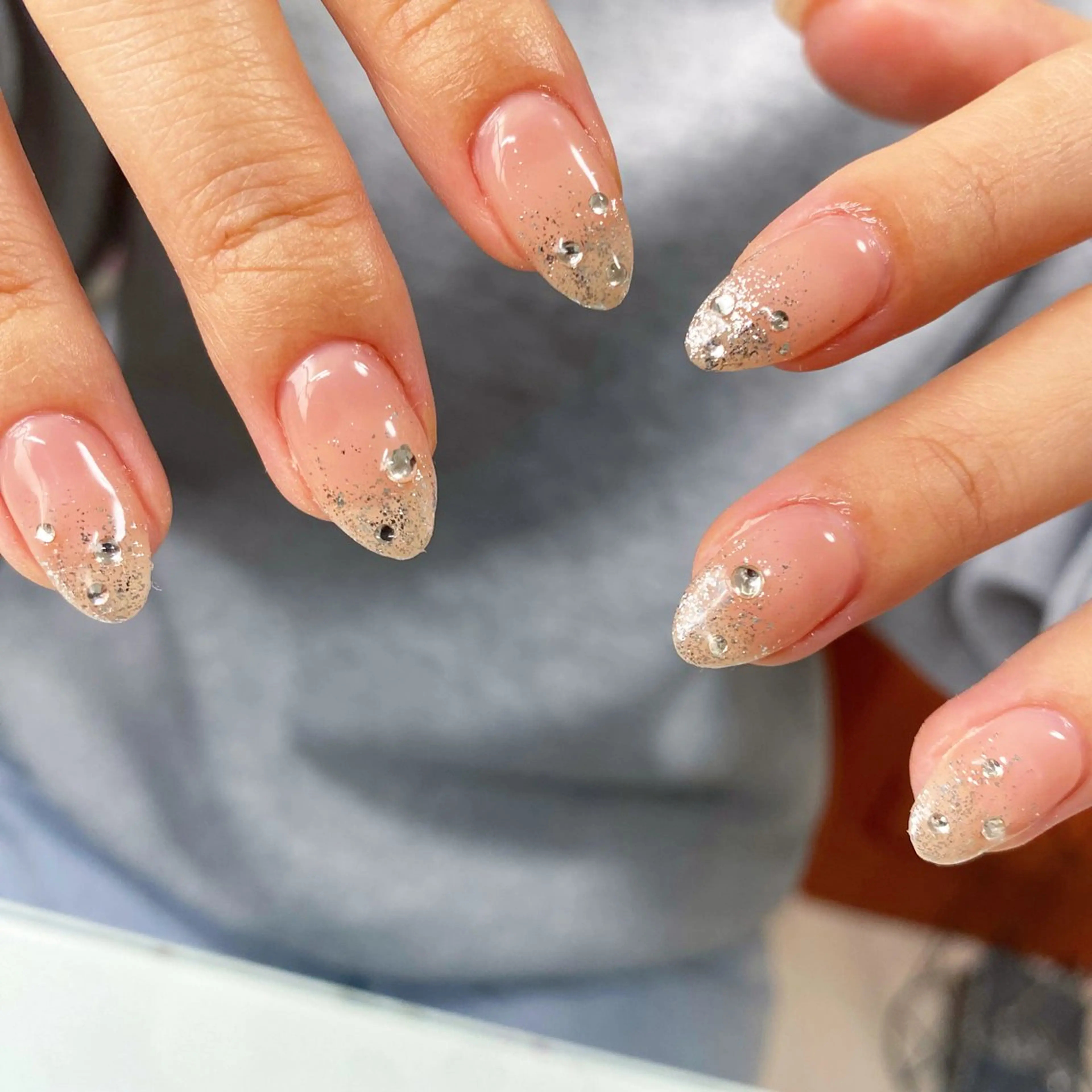ネイル Laki nailのネイルデザイン