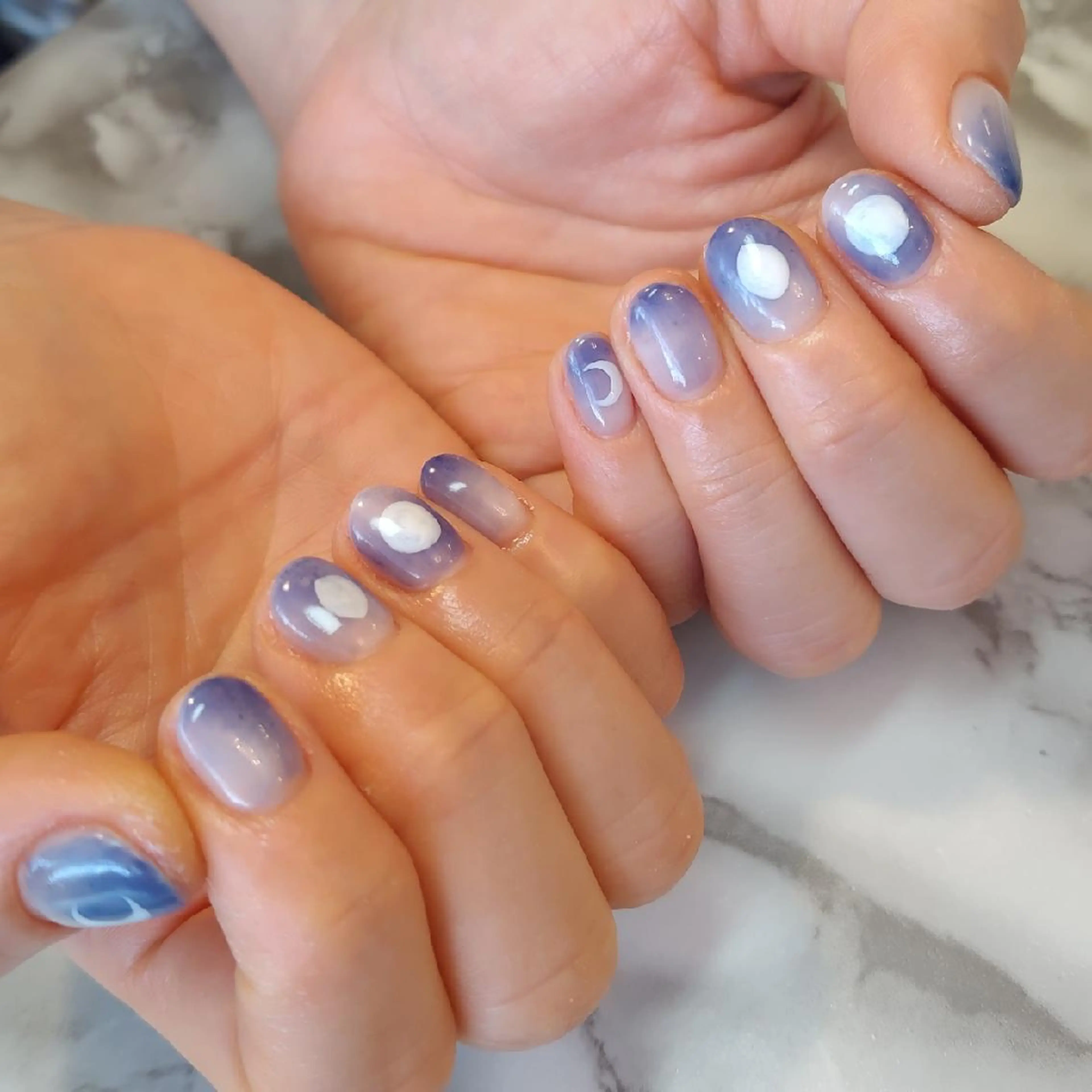 ネイル ジェヌインネイル 河内のネイルデザイン