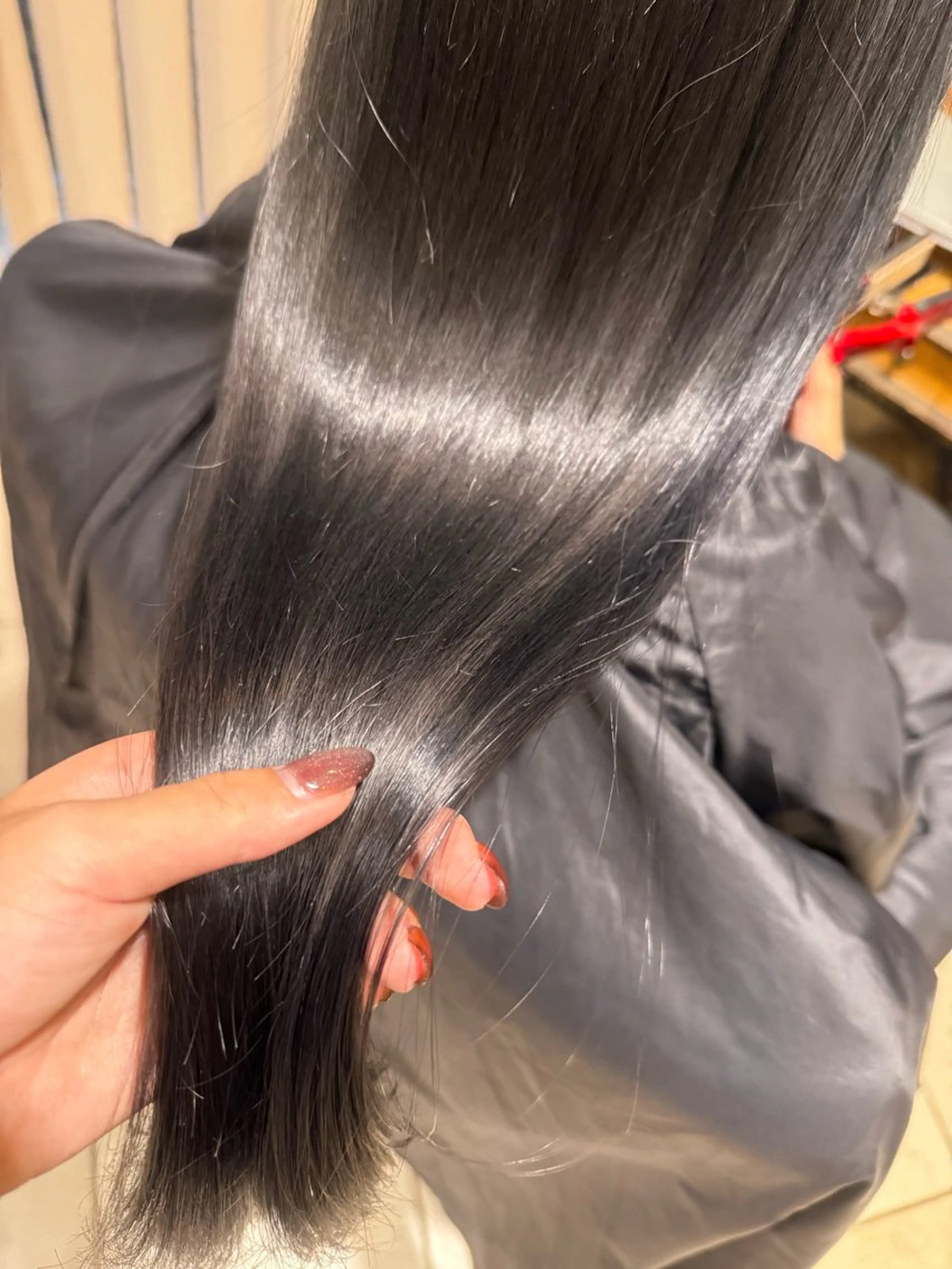 ロング カラー LOUVRE total beauty salon by aile所属・本間 渓の眉毛・アイブロウイメージ