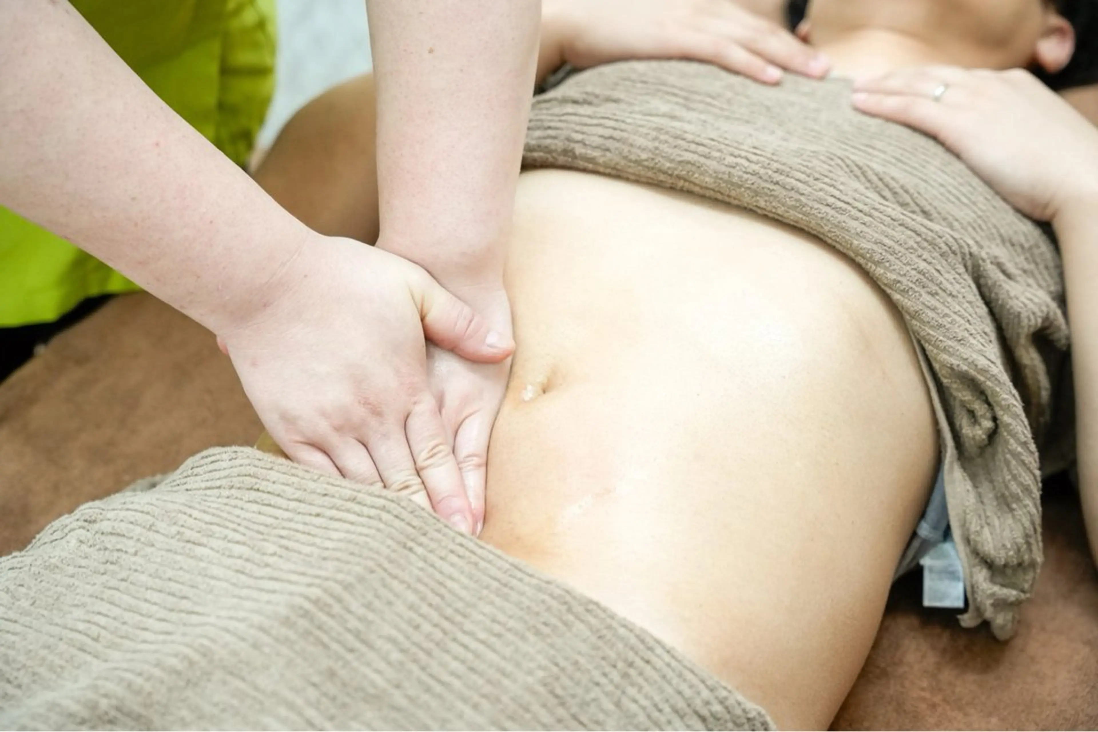 【むくみ改善】本気で-5​〜​10kg以上痩せたい方/腸もみ+ダイエットカウンセリング初回2980円の写真