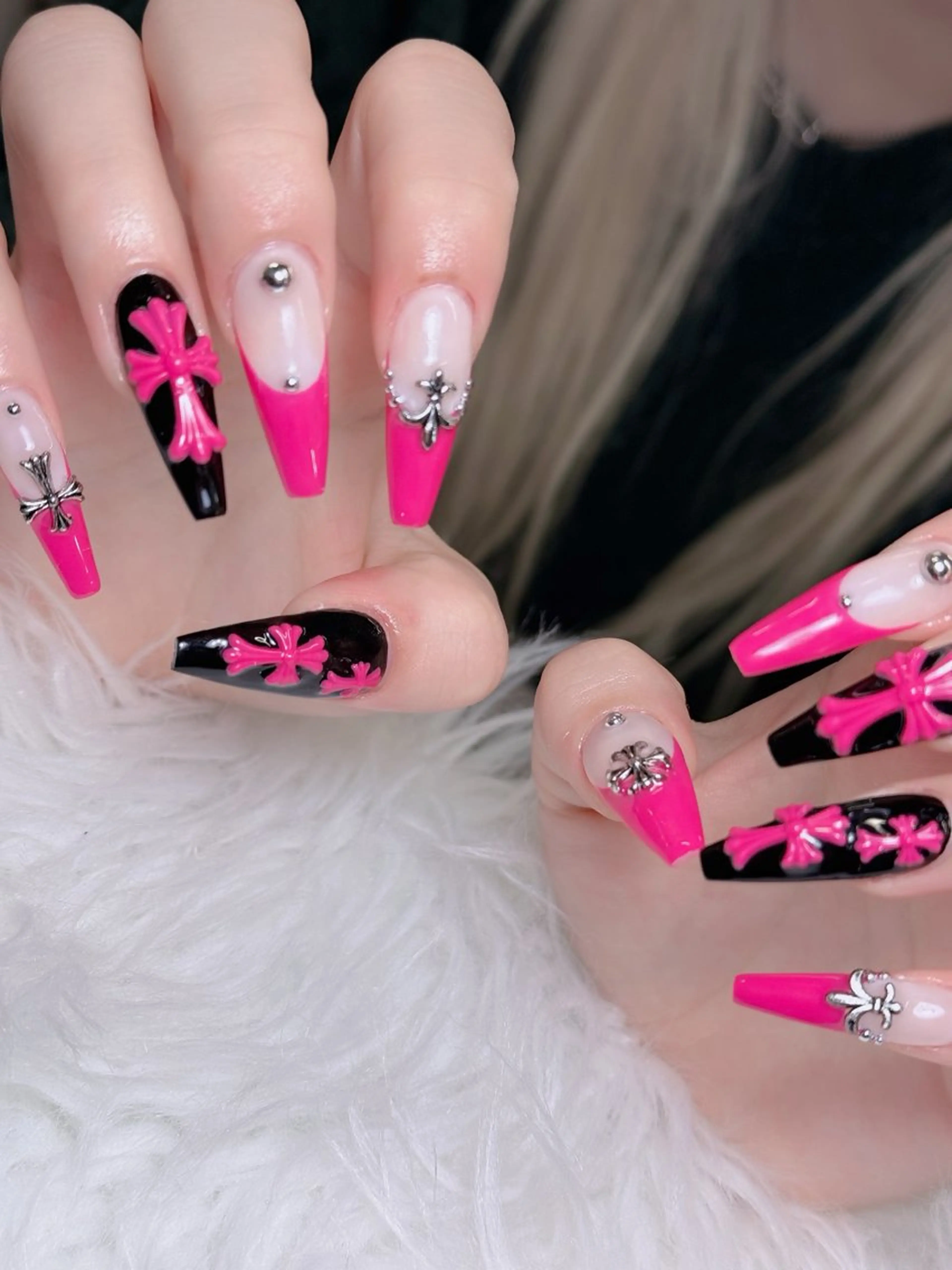 ネイル オーロラネイル チークネイル 長さ出し フレンチネイル ハロウィン ハンドネイル Lumi Nail 新大久保3‘のネイルデザイン