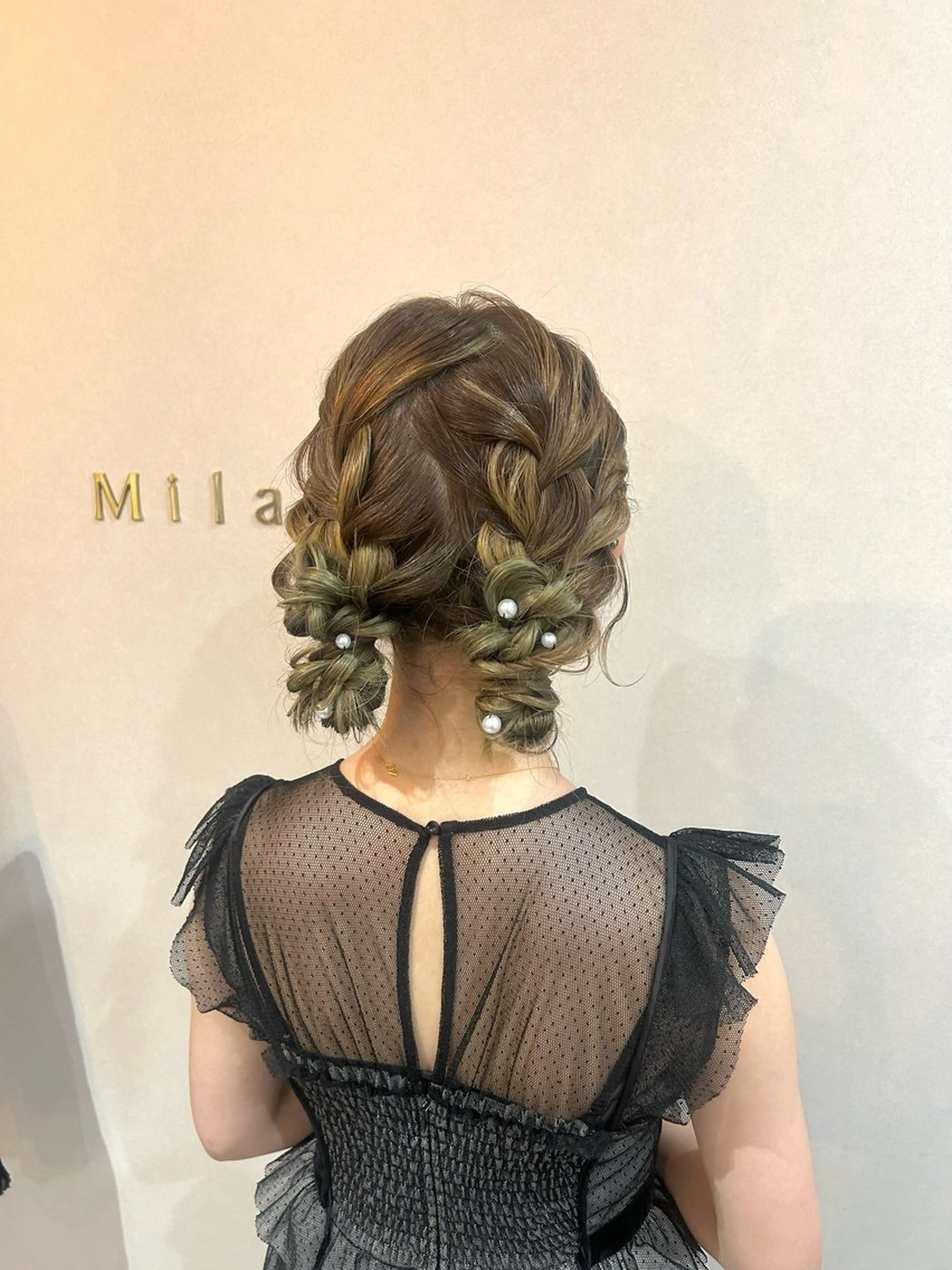 ロング ヘアセット Mila Hazukiのヘアスタイル