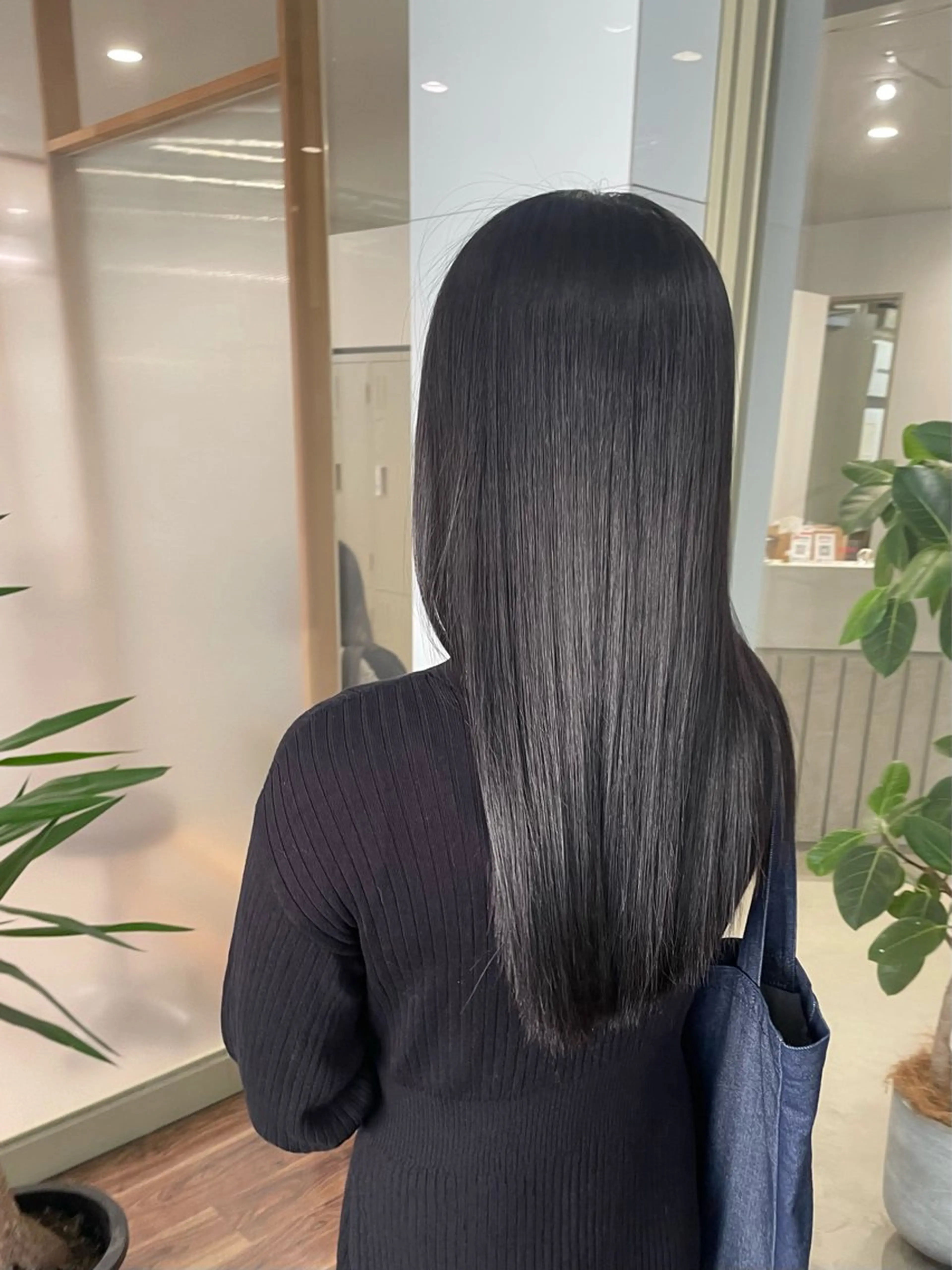 ロング カットパーマモデル 山中 遥のヘアスタイル