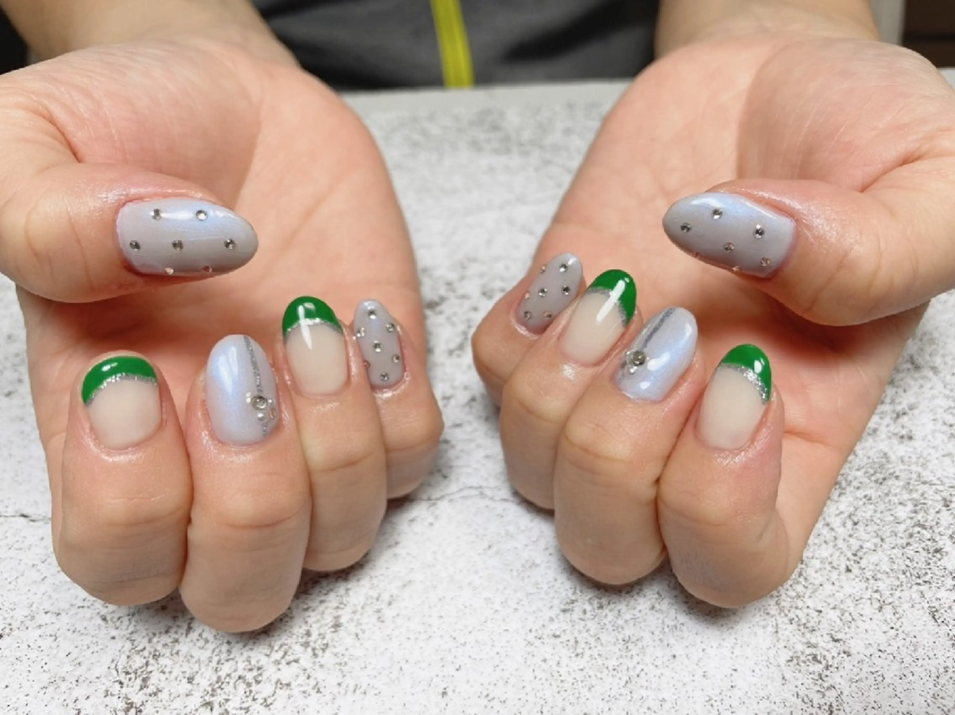 ネイル Nailsalon Blueのネイルデザイン