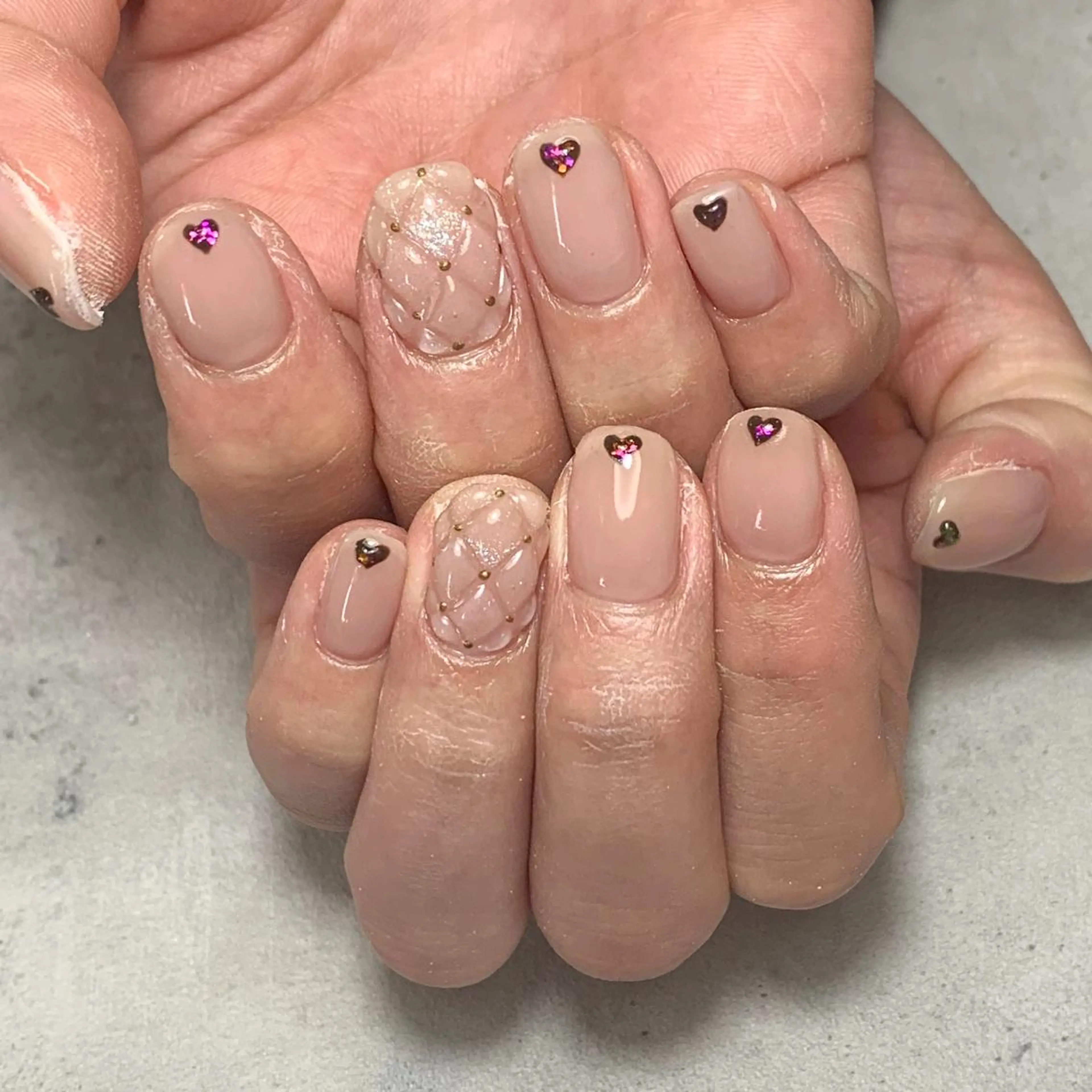 ネイル ハンドネイル atelier　FIORITURA所属・FIORITURA aiのネイルデザイン