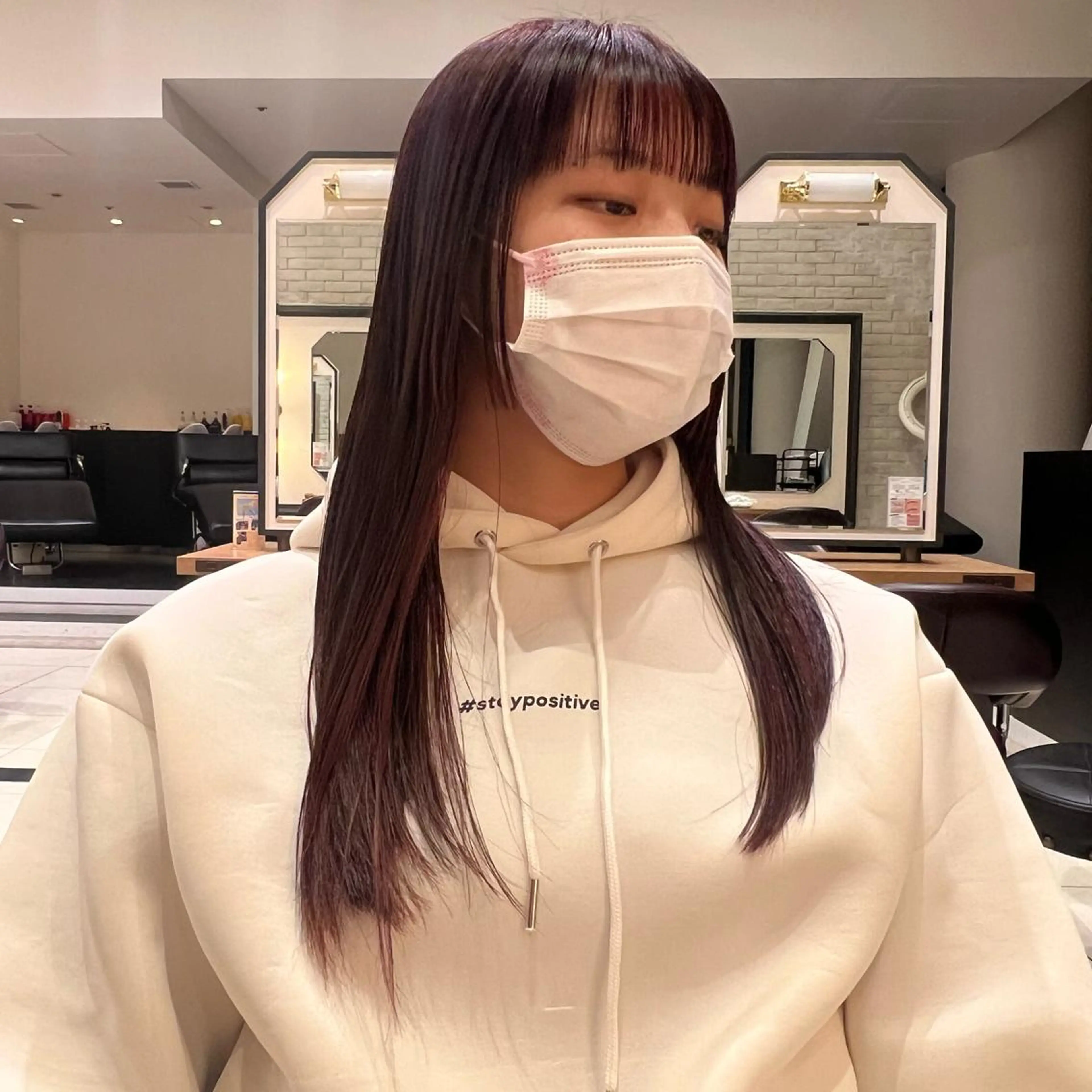 ロング 田中 亜澄のヘアスタイル