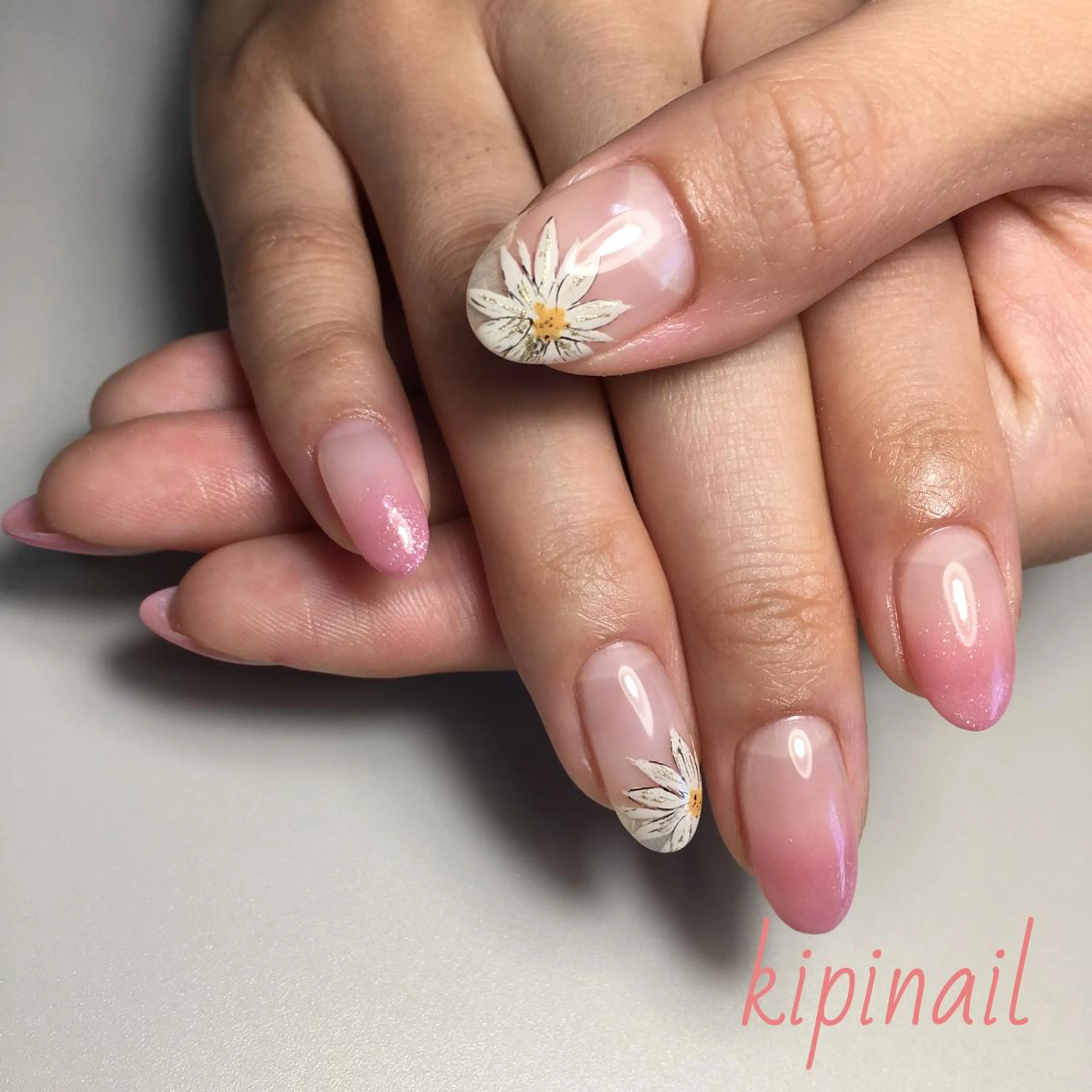 ネイル フラワーネイル kipinail 川﨑えりかのネイルデザイン