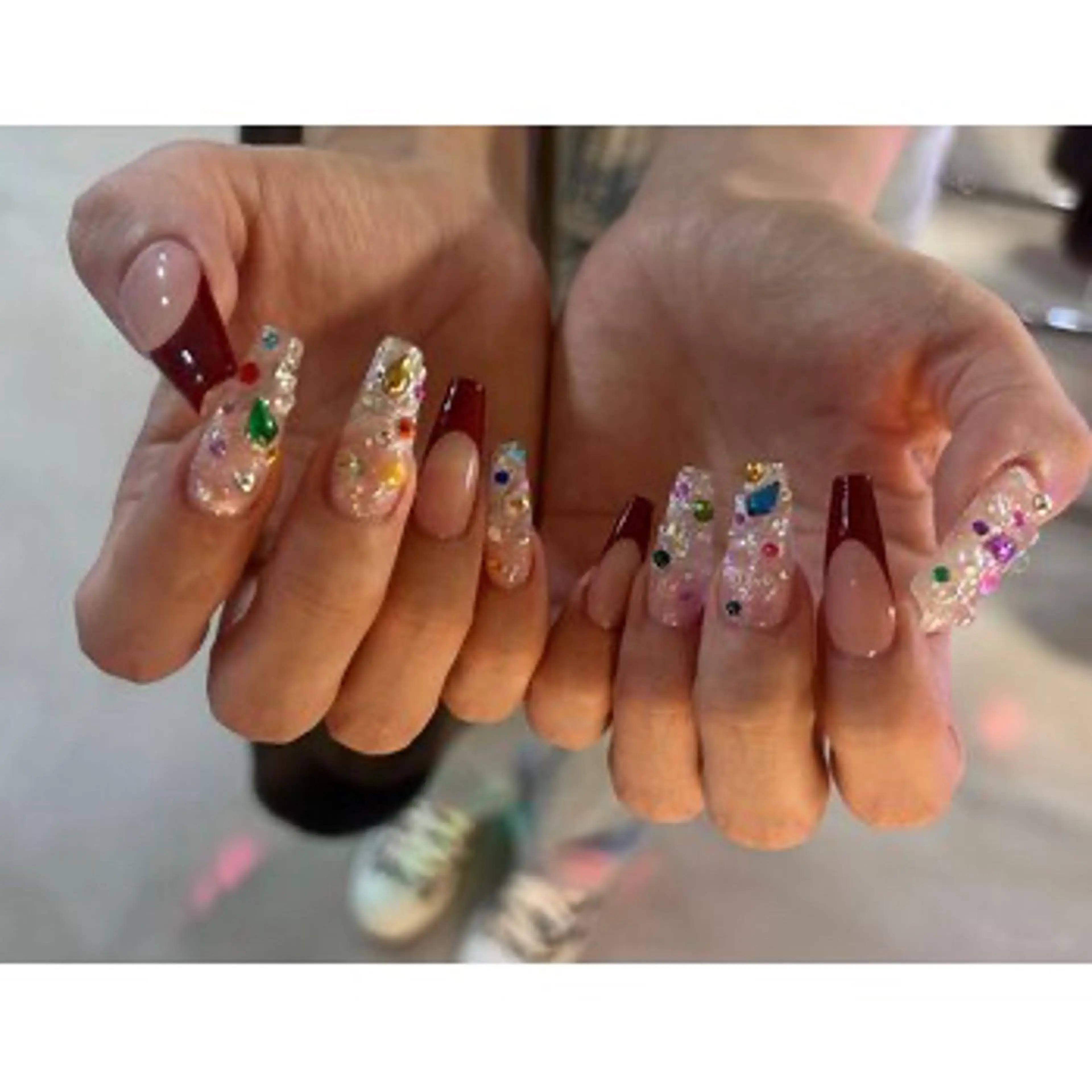 ネイル ハンドネイル 渋谷T&B ナサ ギ ロング無制限中✨のネイルデザイン